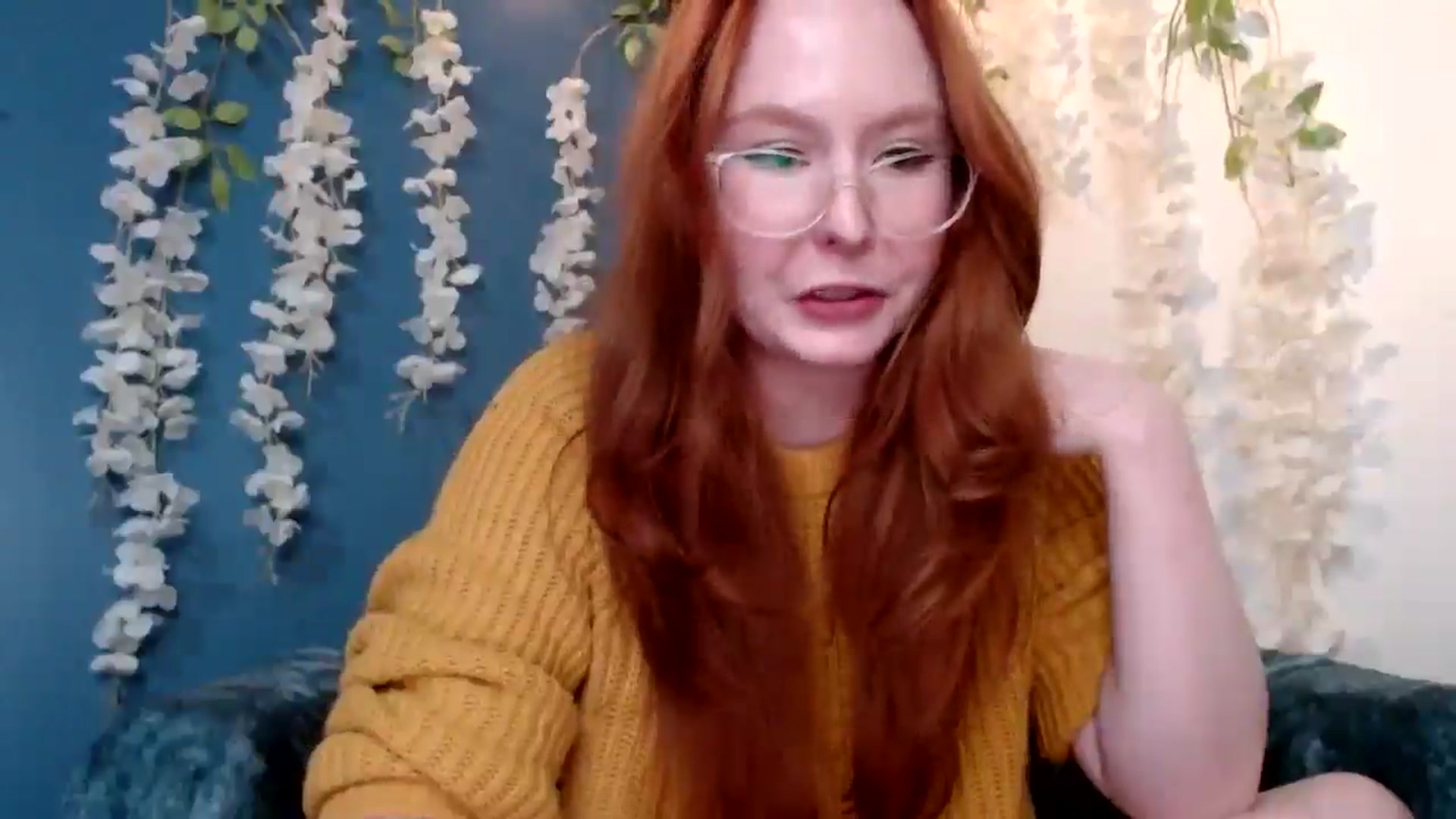 Gallery image thumbnail from AltRockBabe's myfreecams stream on, 11/29/2024, 04:45 image 3 of 20