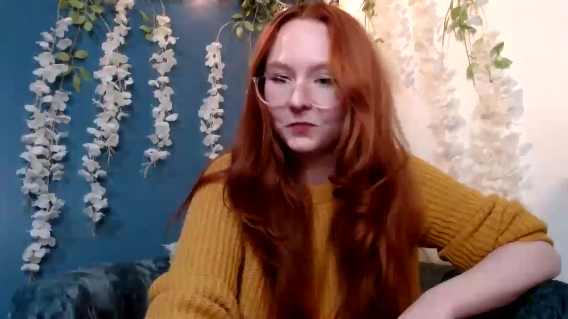 Gallery image thumbnail from AltRockBabe's myfreecams stream on, 11/29/2024, 04:45 image 18 of 20