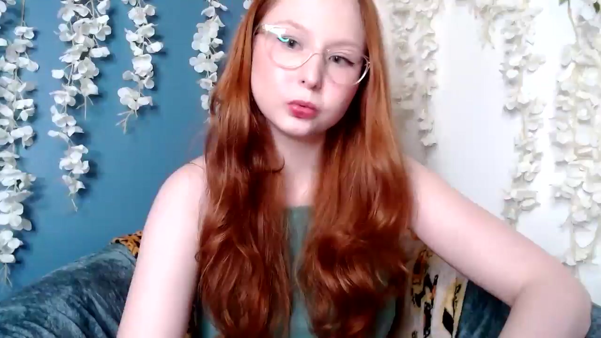 Gallery image thumbnail from AltRockBabe's myfreecams stream on, 06/15/2025, 08:01 image 1 of 20