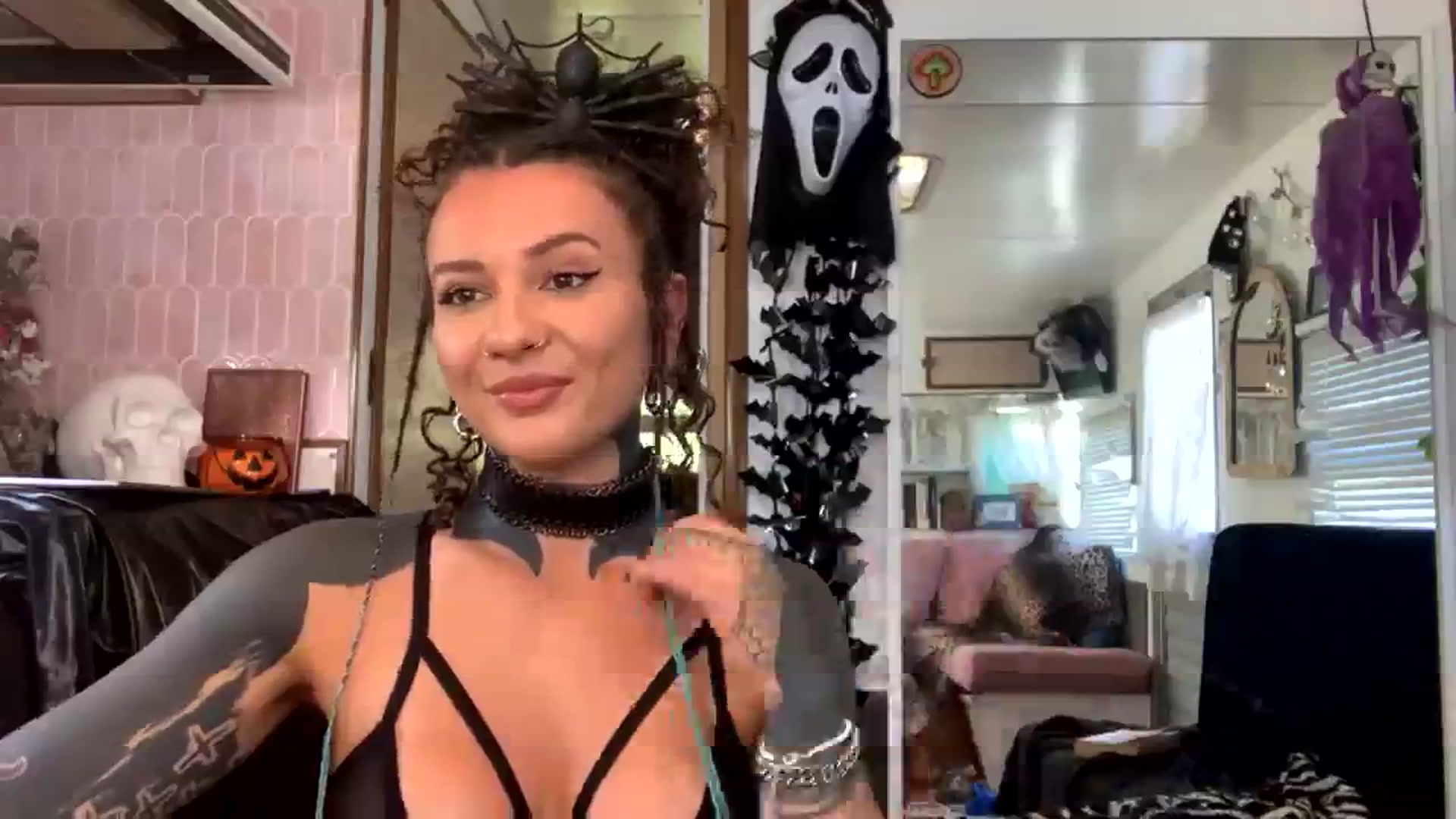 Gallery image thumbnail from Alt_Aussie's myfreecams stream on, 10/02/2023, 08:19 image 3 of 20