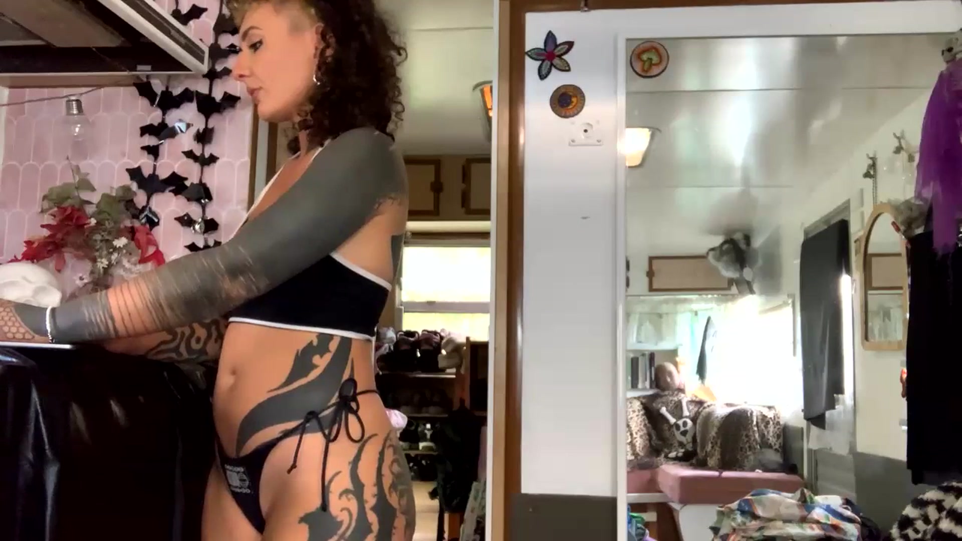 Gallery image thumbnail from Alt_Aussie's myfreecams stream on, 10/20/2023, 07:23 image 8 of 20