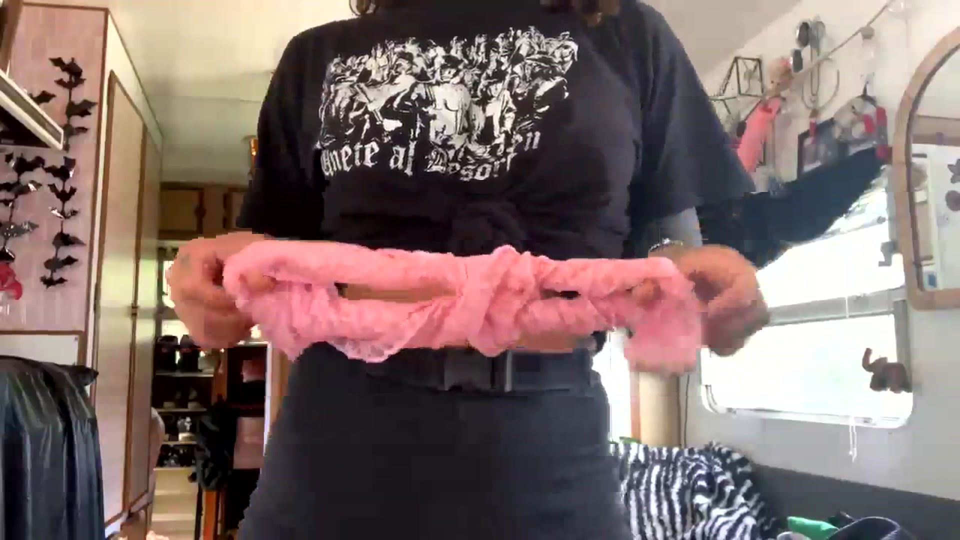 Gallery image thumbnail from Alt_Aussie's myfreecams stream on, 10/25/2023, 03:56 image 5 of 20