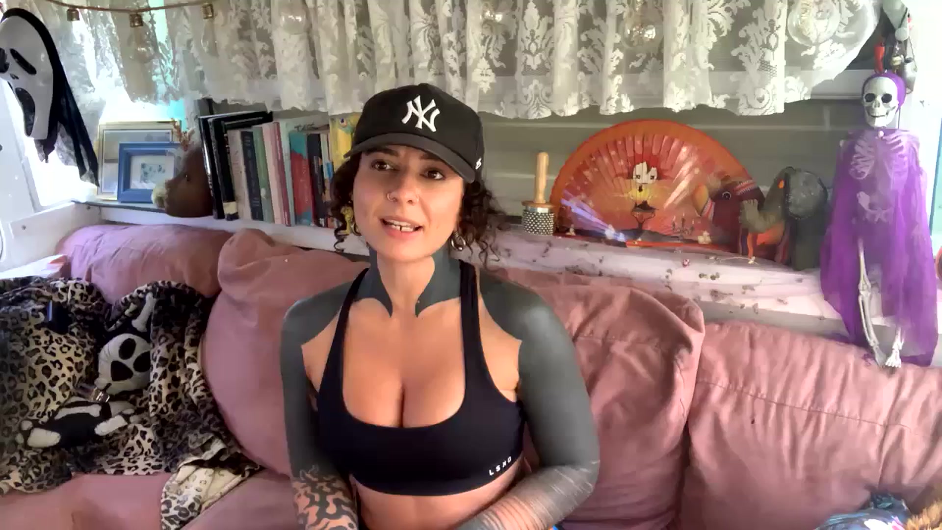 Gallery image thumbnail from Alt_Aussie's myfreecams stream on, 10/27/2023, 04:24 image 19 of 20