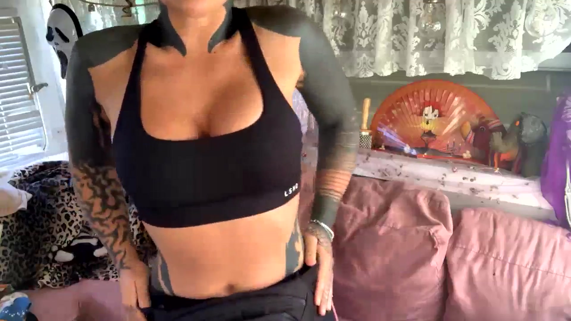 Gallery image thumbnail from Alt_Aussie's myfreecams stream on, 10/27/2023, 04:24 image 2 of 20