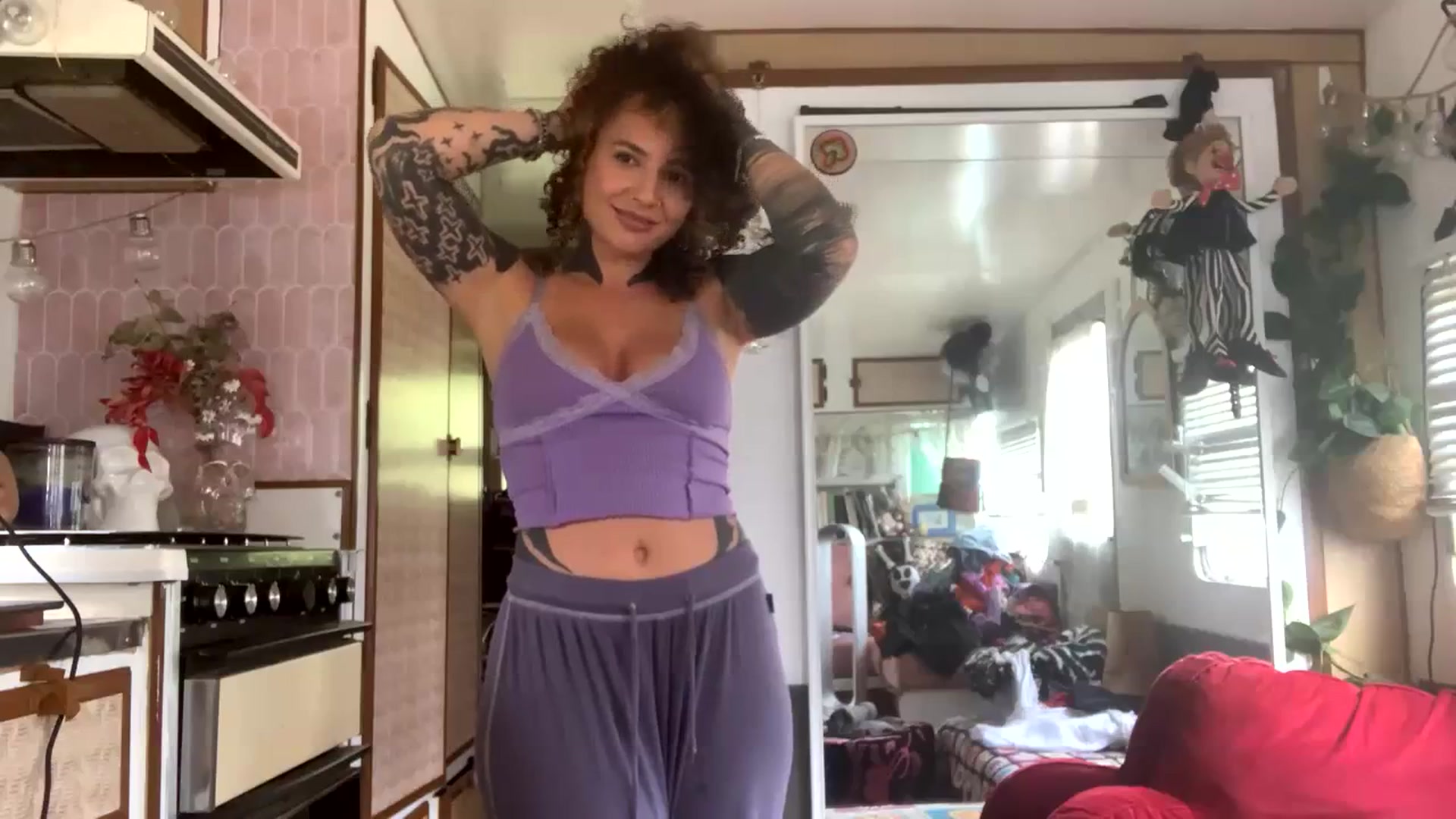 Gallery image thumbnail from Alt_Aussie's myfreecams stream on, 11/08/2023, 05:36 image 7 of 20
