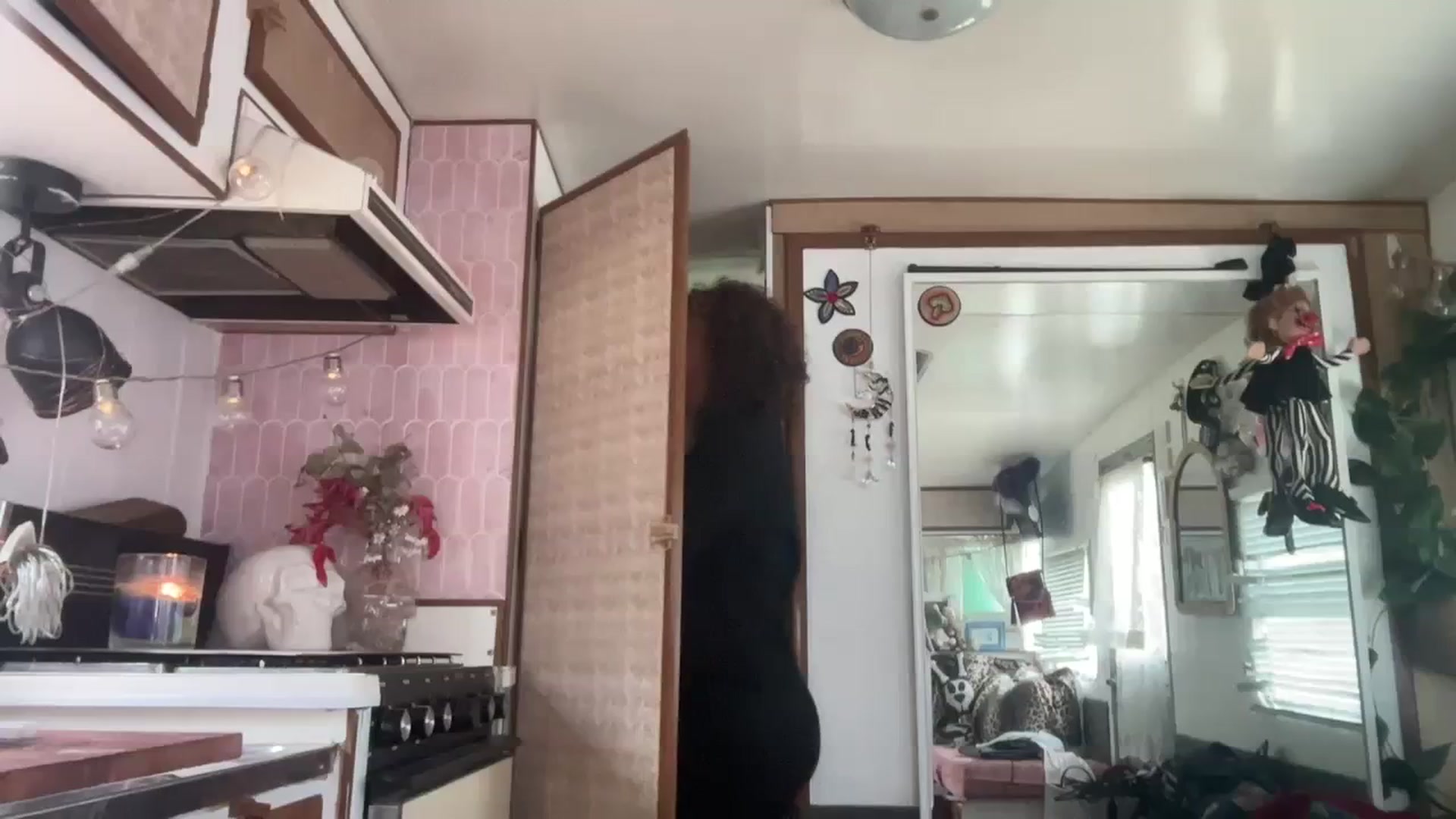 Gallery image thumbnail from Alt_Aussie's myfreecams stream on, 11/16/2023, 02:59 image 17 of 20