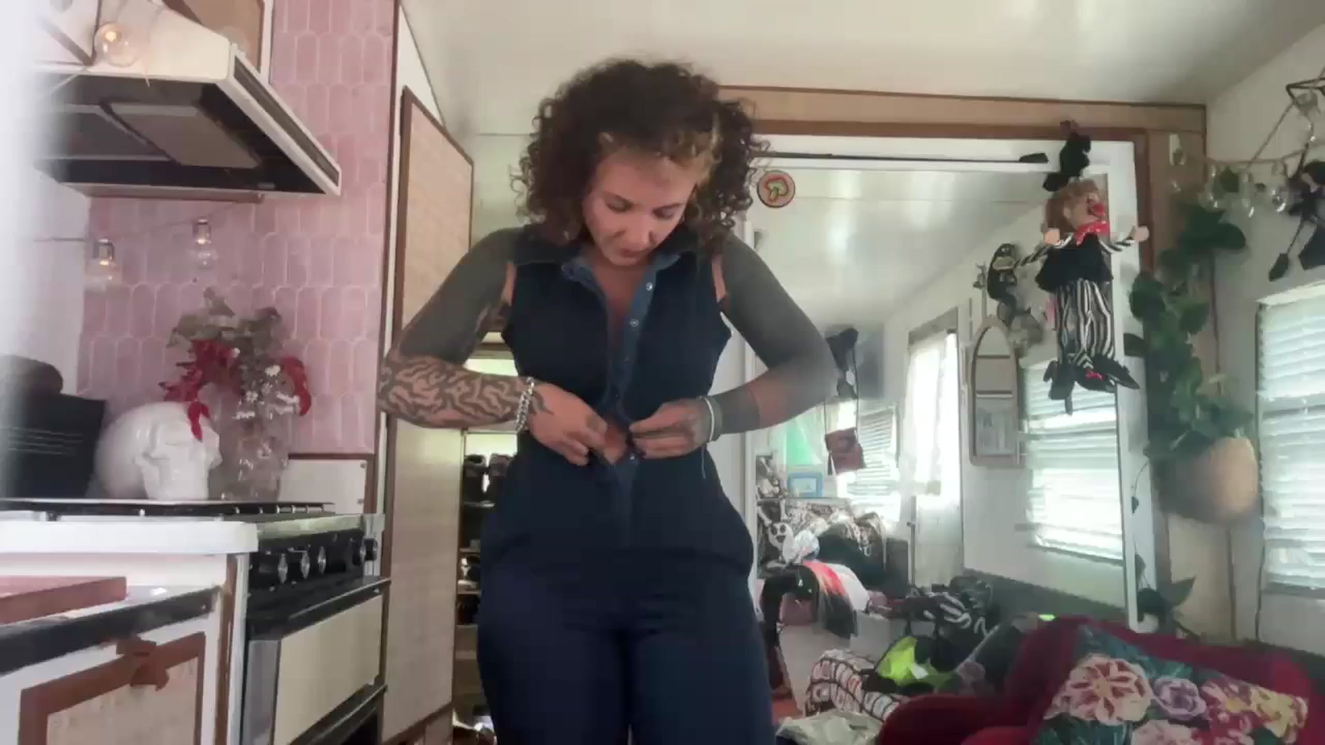 Gallery image thumbnail from Alt_Aussie's myfreecams stream on, 11/16/2023, 02:59 image 8 of 20
