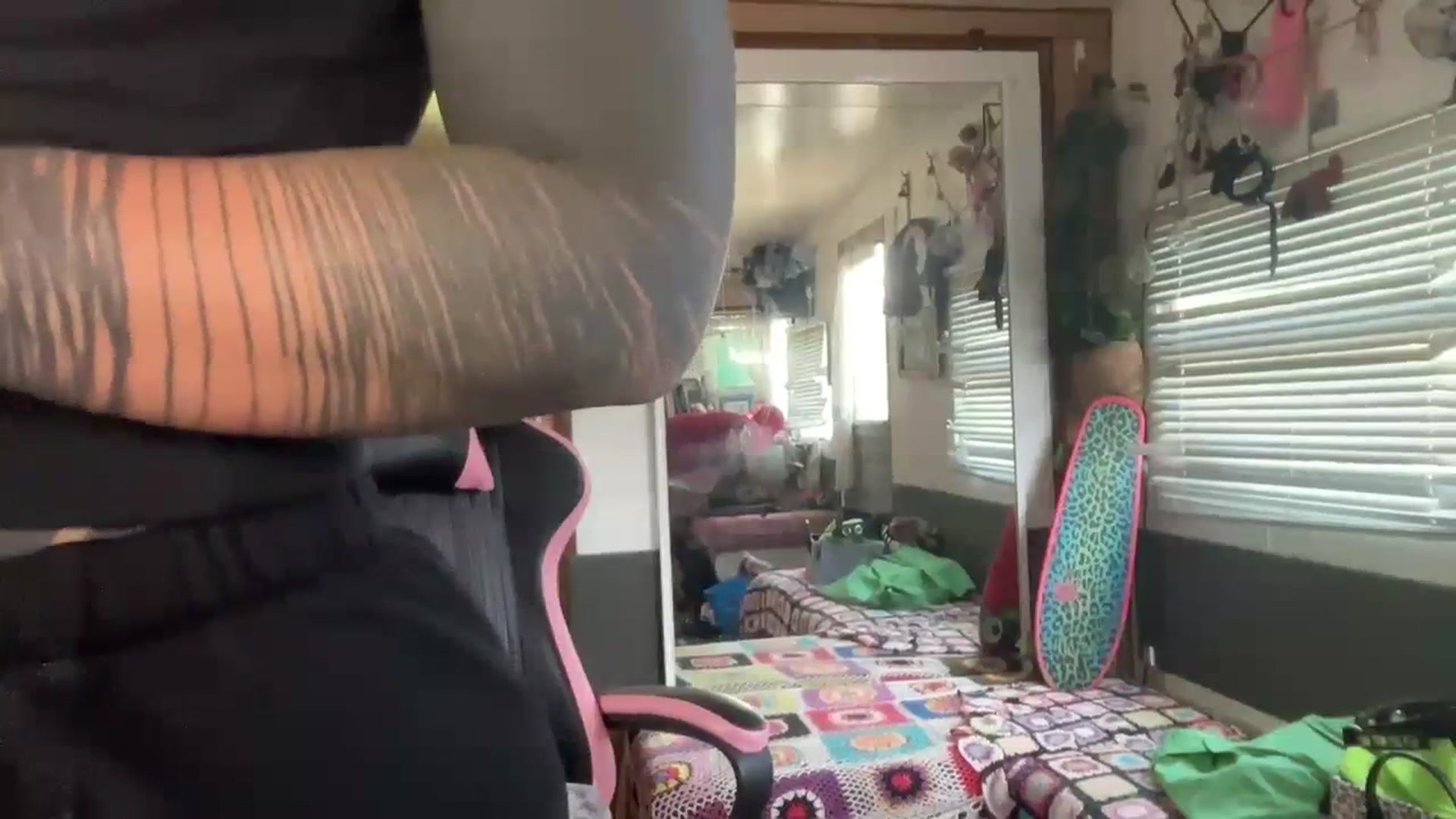 Gallery image thumbnail from Alt_Aussie's myfreecams stream on, 11/27/2023, 05:56 image 7 of 20