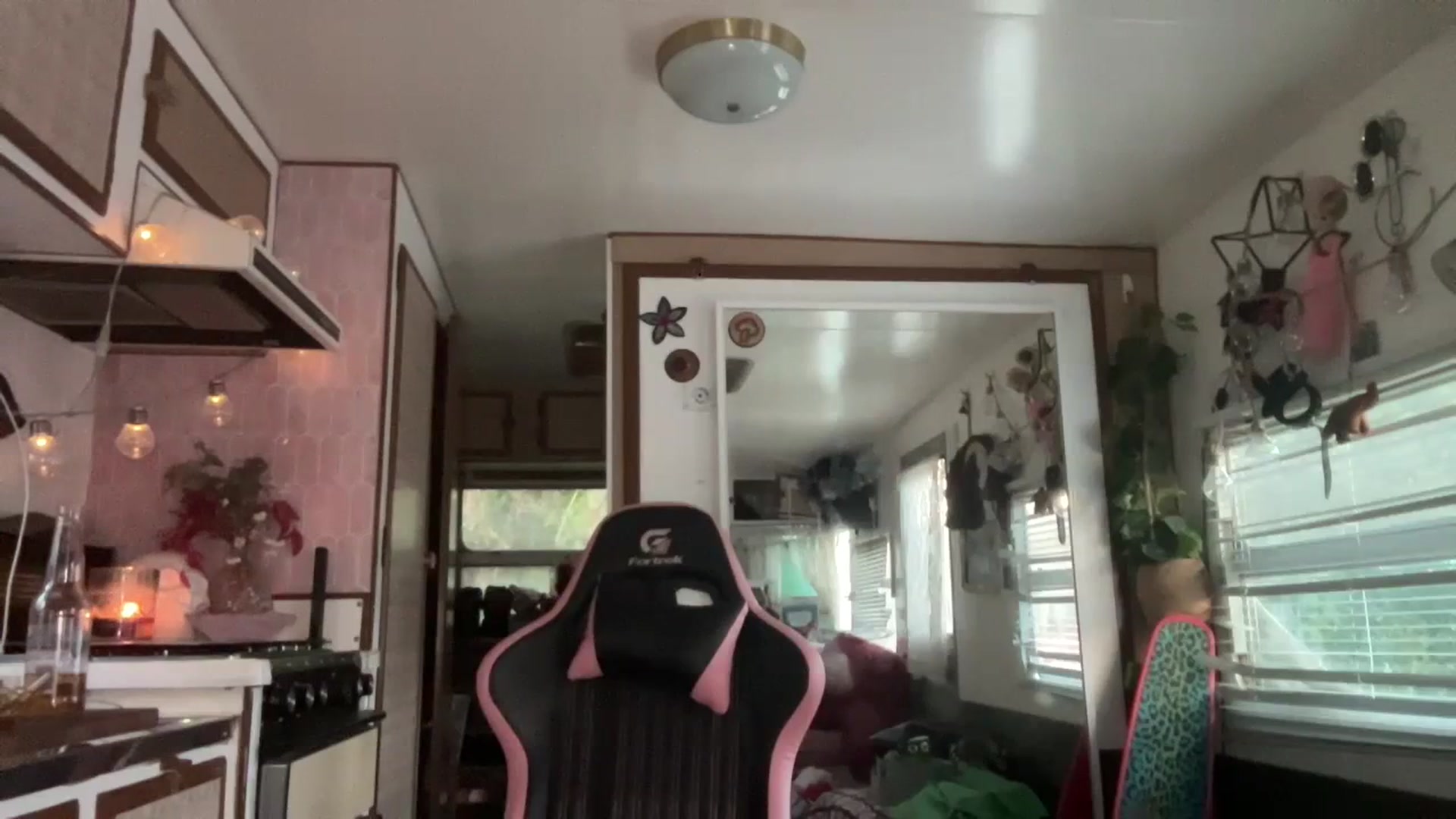 Gallery image thumbnail from Alt_Aussie's myfreecams stream on, 11/27/2023, 09:20 image 14 of 20