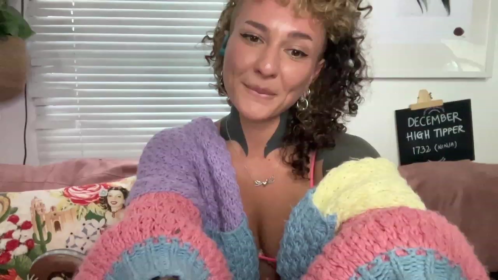 Gallery image thumbnail from Alt_Aussie's myfreecams stream on, 12/11/2023, 08:33 image 6 of 20