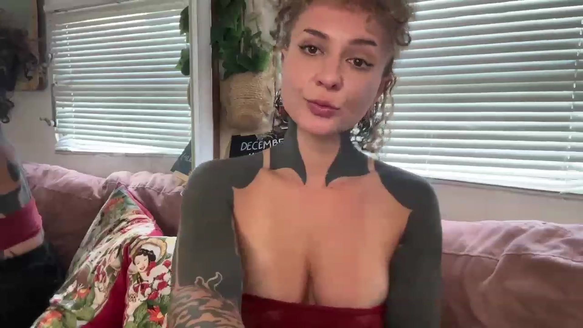 Gallery image thumbnail from Alt_Aussie's myfreecams stream on, 12/19/2023, 06:49 image 16 of 20