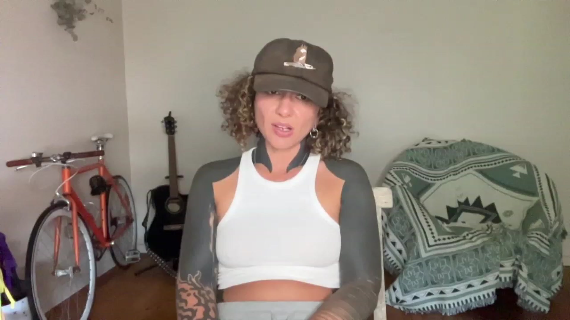 Gallery image thumbnail from Alt_Aussie's myfreecams stream on, 12/28/2023, 08:51 image 2 of 20