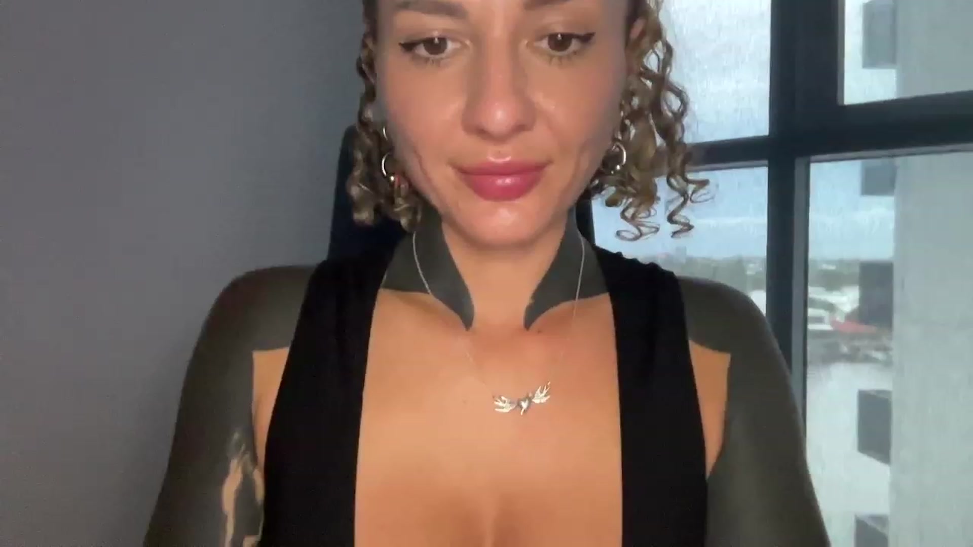 Gallery image thumbnail from Alt_Aussie's myfreecams stream on, 01/18/2024, 06:55 image 12 of 20