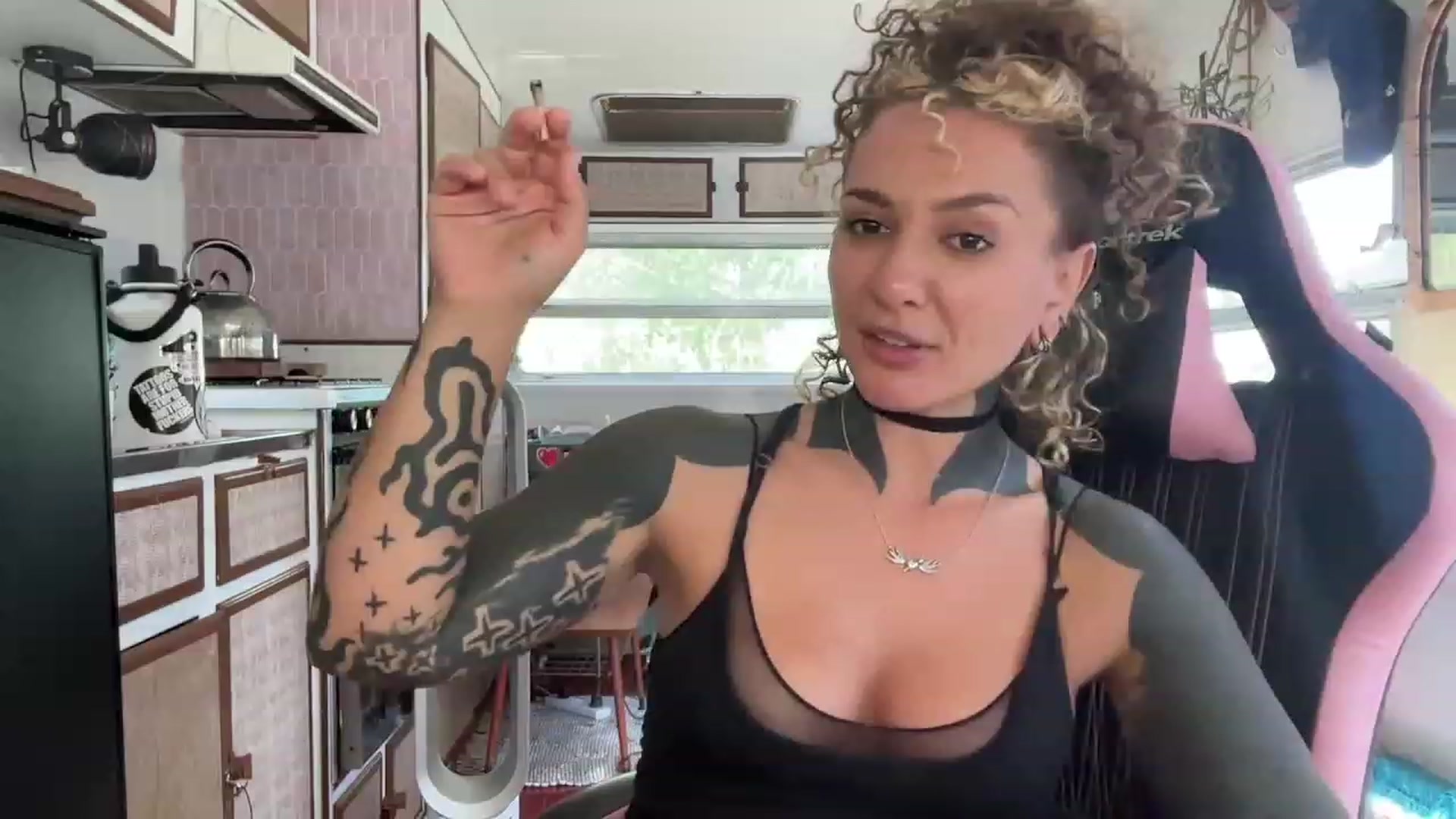 Gallery image thumbnail from Alt_Aussie's myfreecams stream on, 02/29/2024, 06:39 image 16 of 20