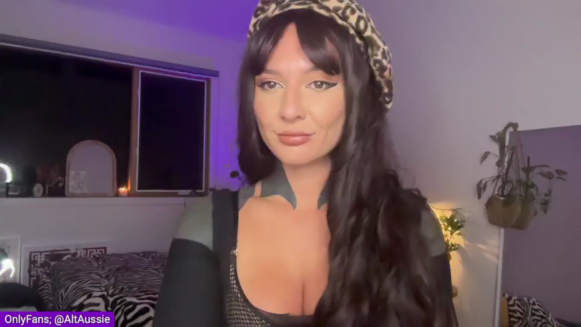 Gallery image thumbnail from Alt_Aussie's myfreecams stream on, 05/17/2024, 10:51 image 4 of 20