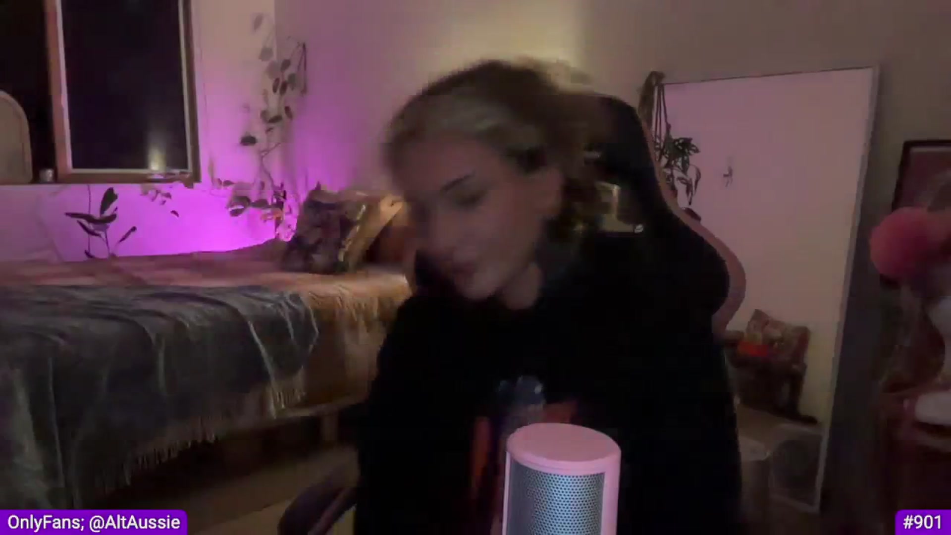 Gallery image thumbnail from Alt_Aussie's myfreecams stream on, 05/29/2024, 09:15 image 12 of 20