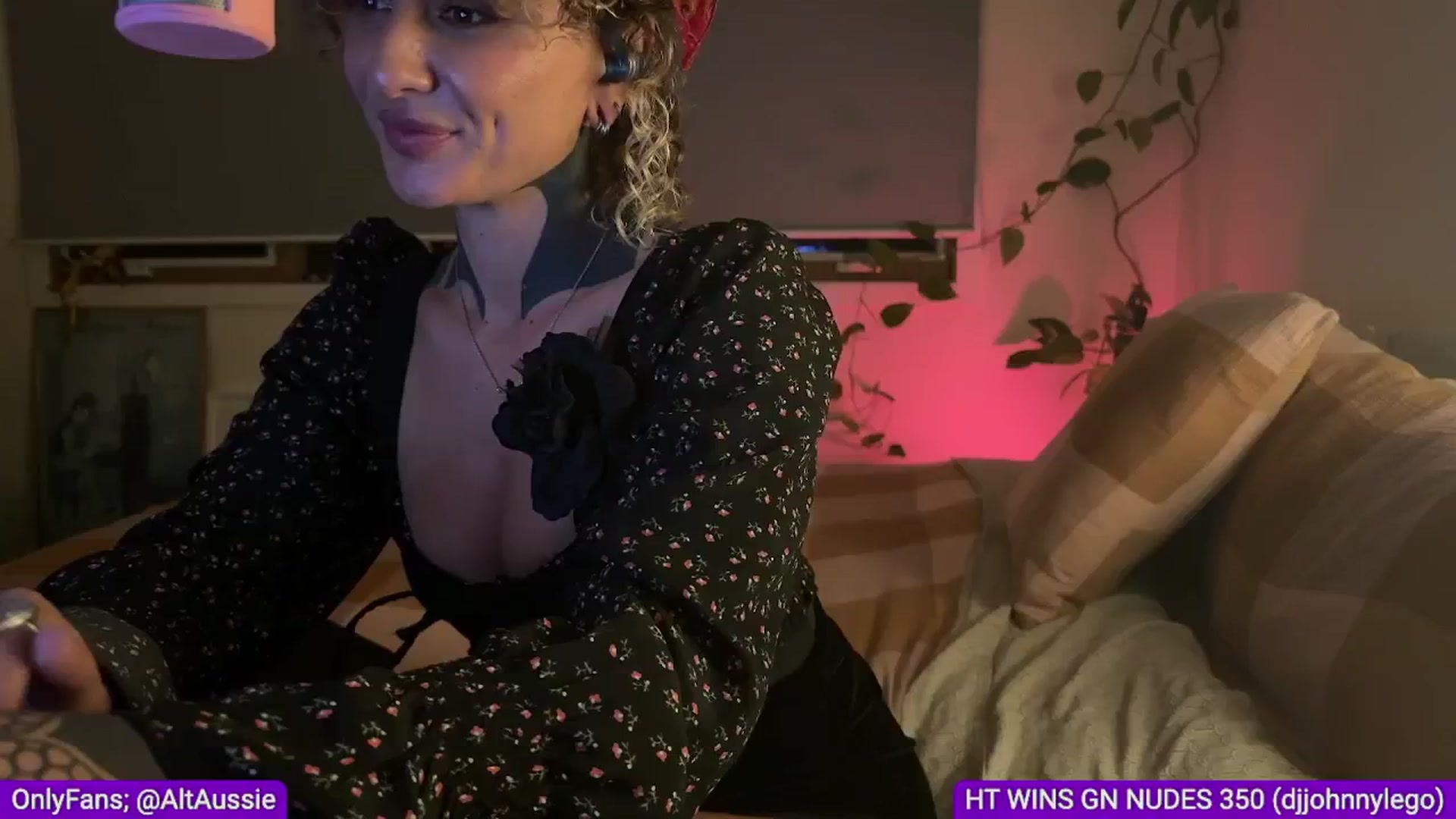 Gallery image thumbnail from Alt_Aussie's myfreecams stream on, 06/26/2024, 10:15 image 9 of 20