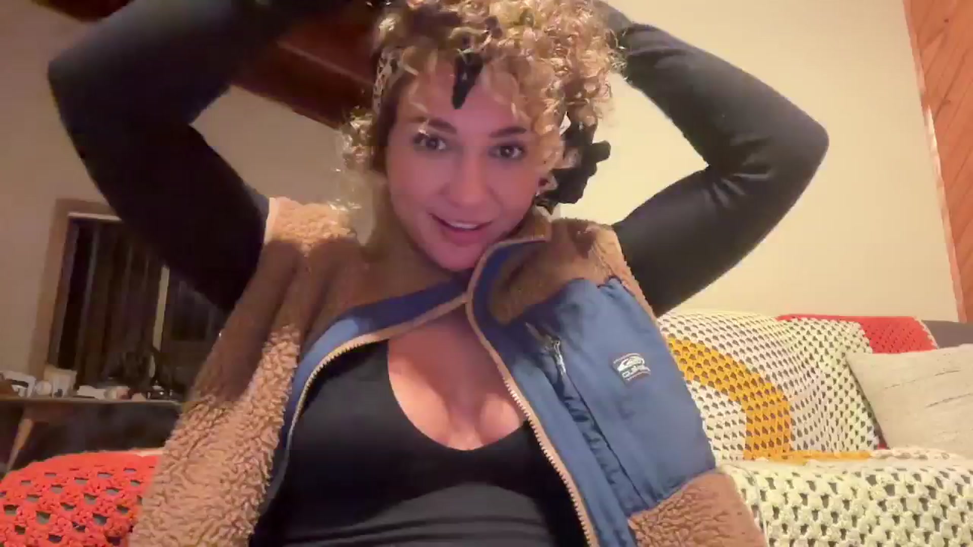 Gallery image thumbnail from Alt_Aussie's myfreecams stream on, 07/12/2024, 10:58 image 4 of 20