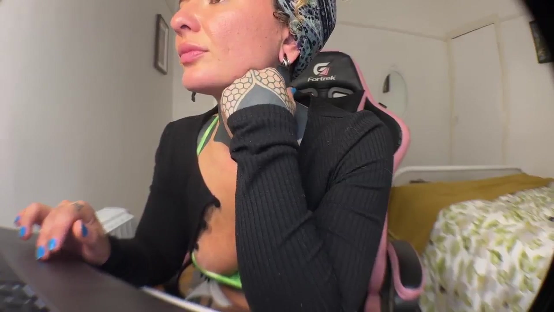 Gallery image thumbnail from Alt_Aussie's myfreecams stream on, 09/23/2024, 09:03 image 20 of 20