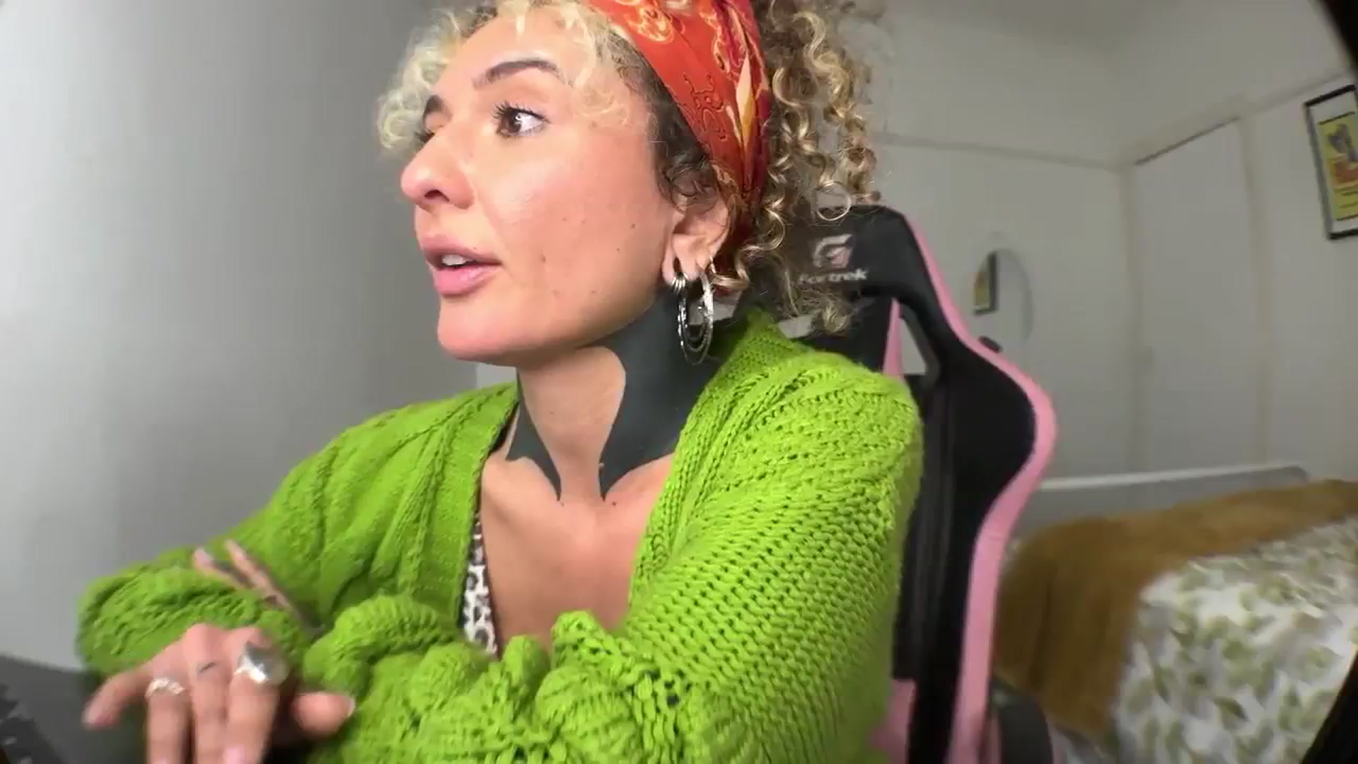 Gallery image thumbnail from Alt_Aussie's myfreecams stream on, 10/11/2024, 07:36 image 7 of 20
