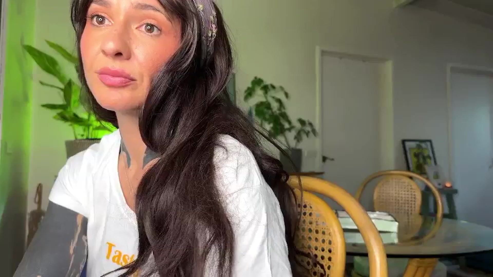 Gallery image thumbnail from Alt_Aussie's myfreecams stream on, 11/19/2024, 08:57 image 14 of 20