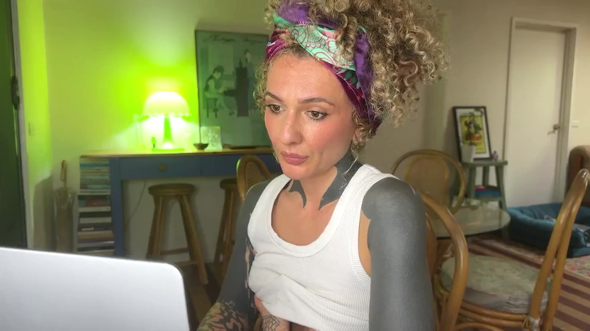 Gallery image thumbnail from Alt_Aussie's myfreecams stream on, 11/28/2024, 08:36 image 4 of 20