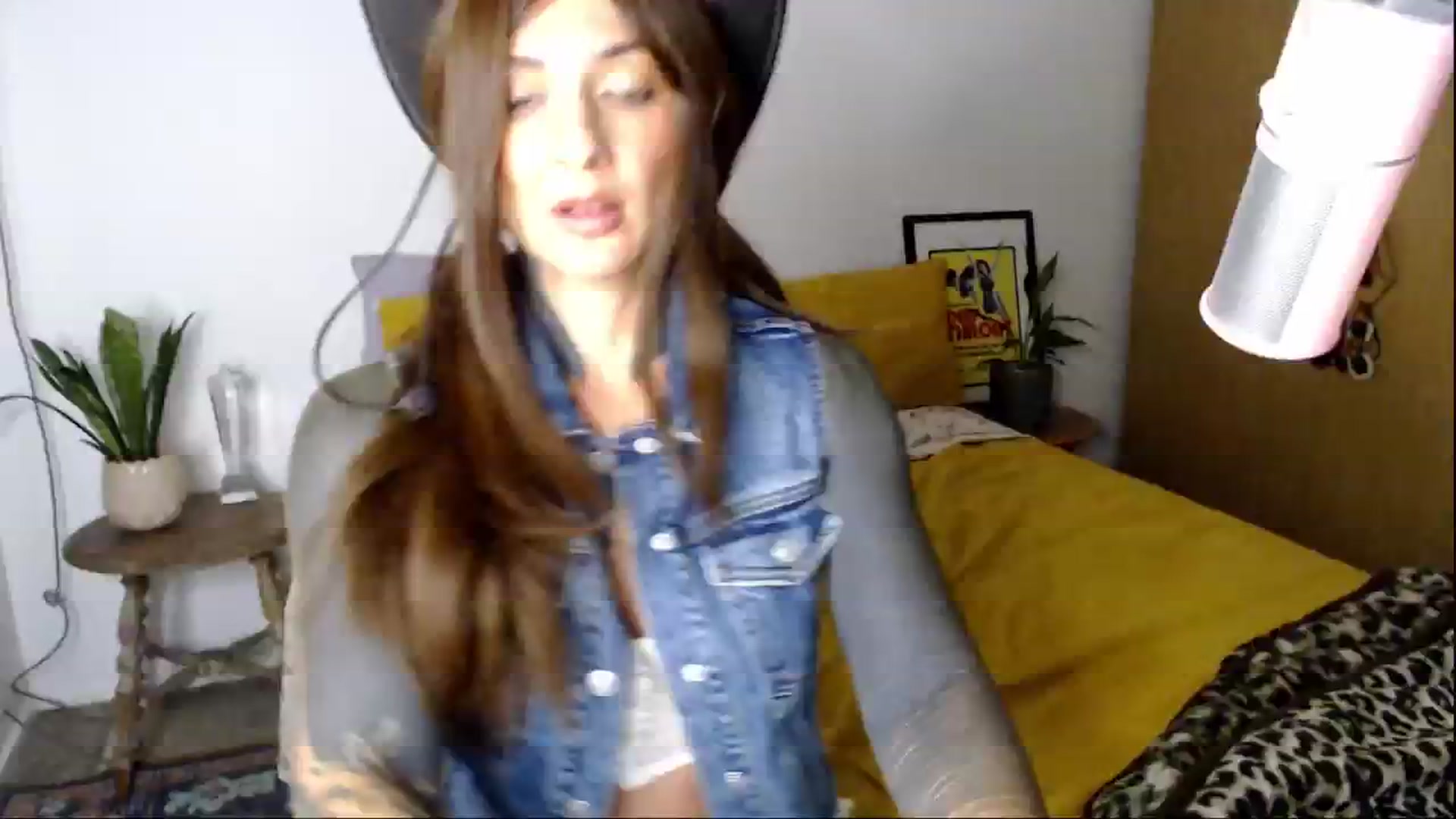 Gallery image thumbnail from Alt_Aussie's myfreecams stream on, 03/21/2025, 09:59 image 8 of 20
