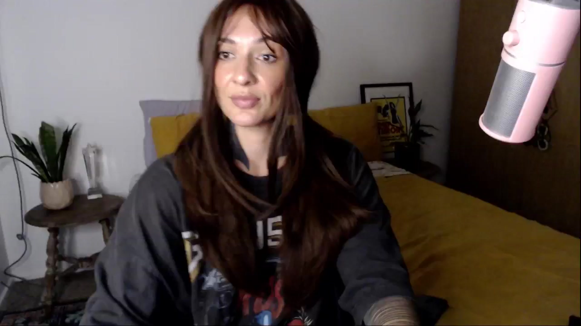 Gallery image thumbnail from Alt_Aussie's myfreecams stream on, 03/21/2025, 09:59 image 19 of 20