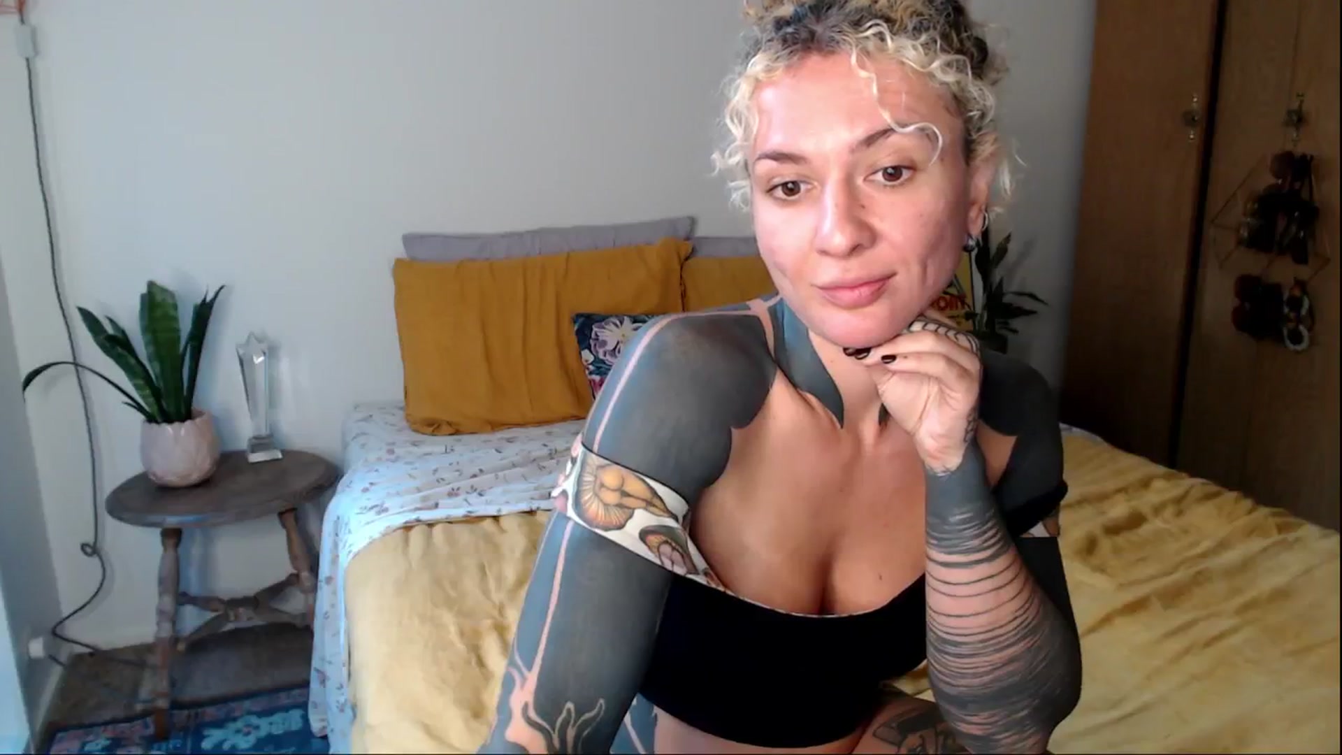 Gallery image thumbnail from Alt_Aussie's myfreecams stream on, 03/24/2025, 07:52 image 20 of 20