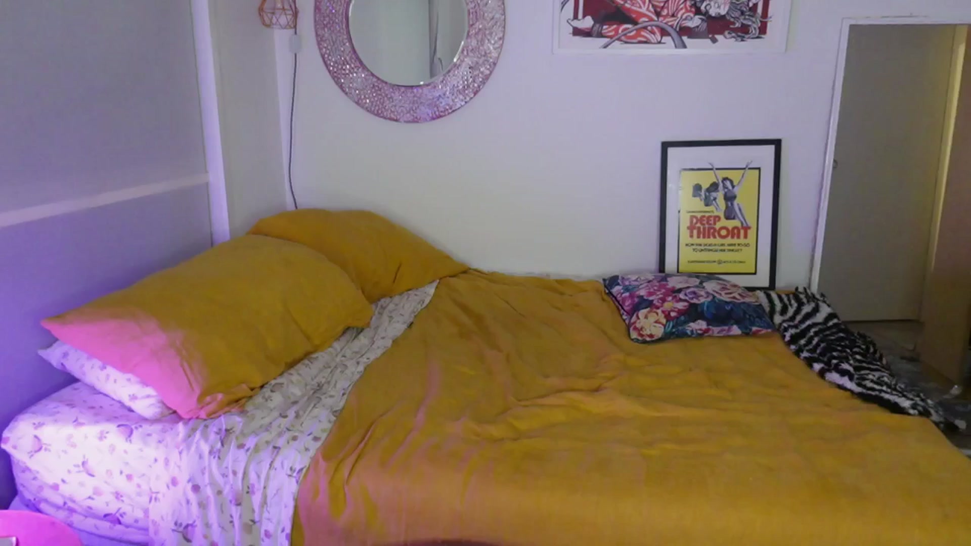 Gallery image thumbnail from Alt_Aussie's myfreecams stream on, 05/26/2025, 10:43 image 7 of 20