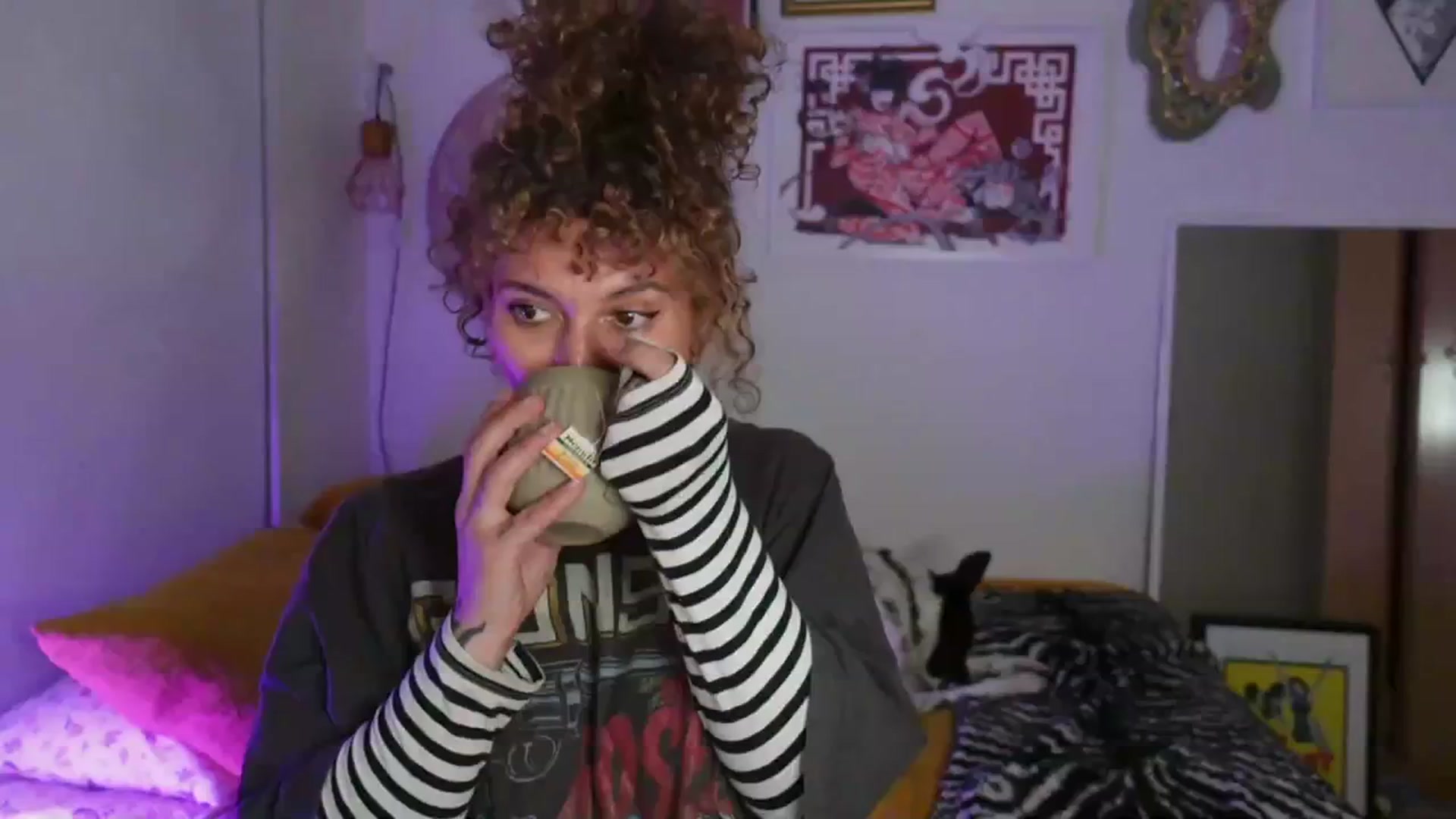 Gallery image thumbnail from Alt_Aussie's myfreecams stream on, 05/27/2025, 09:43 image 9 of 20