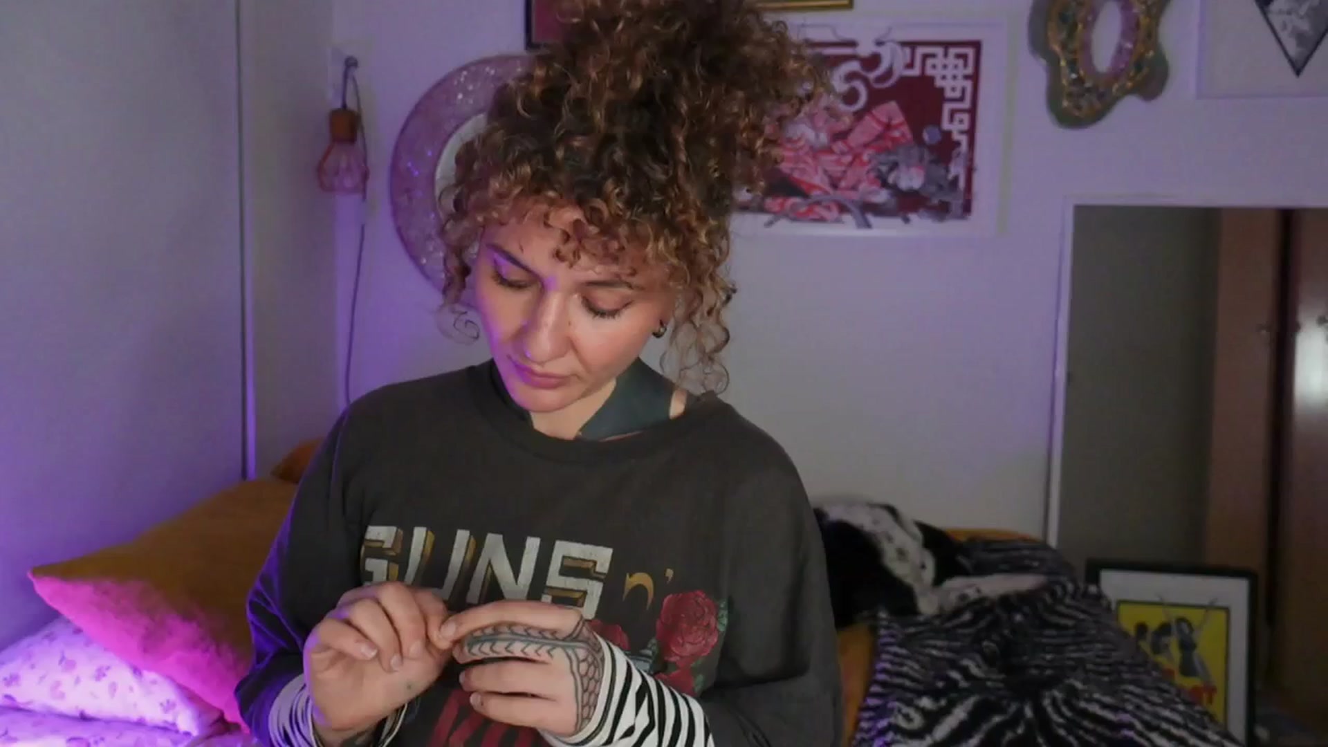 Gallery image thumbnail from Alt_Aussie's myfreecams stream on, 05/27/2025, 09:43 image 7 of 20