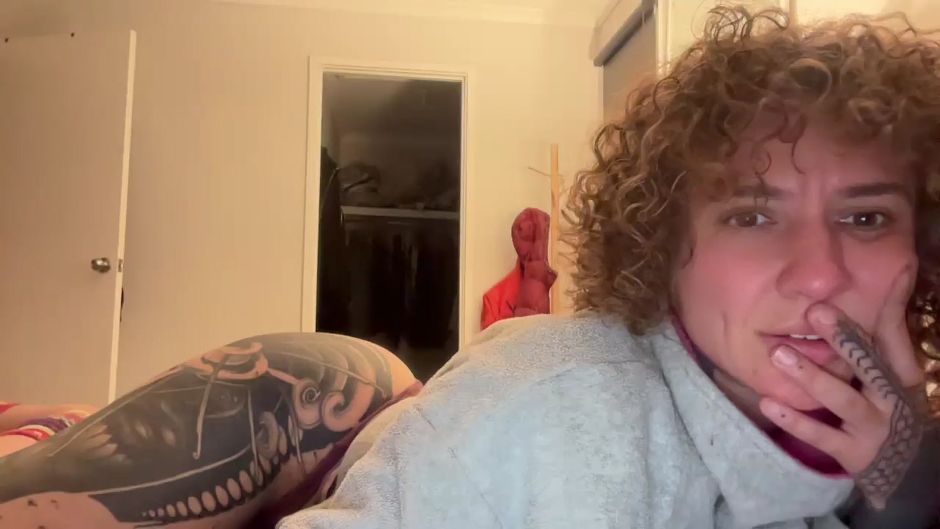 Gallery image thumbnail from Alt_Aussie's myfreecams stream on, 06/03/2025, 07:27 image 18 of 20