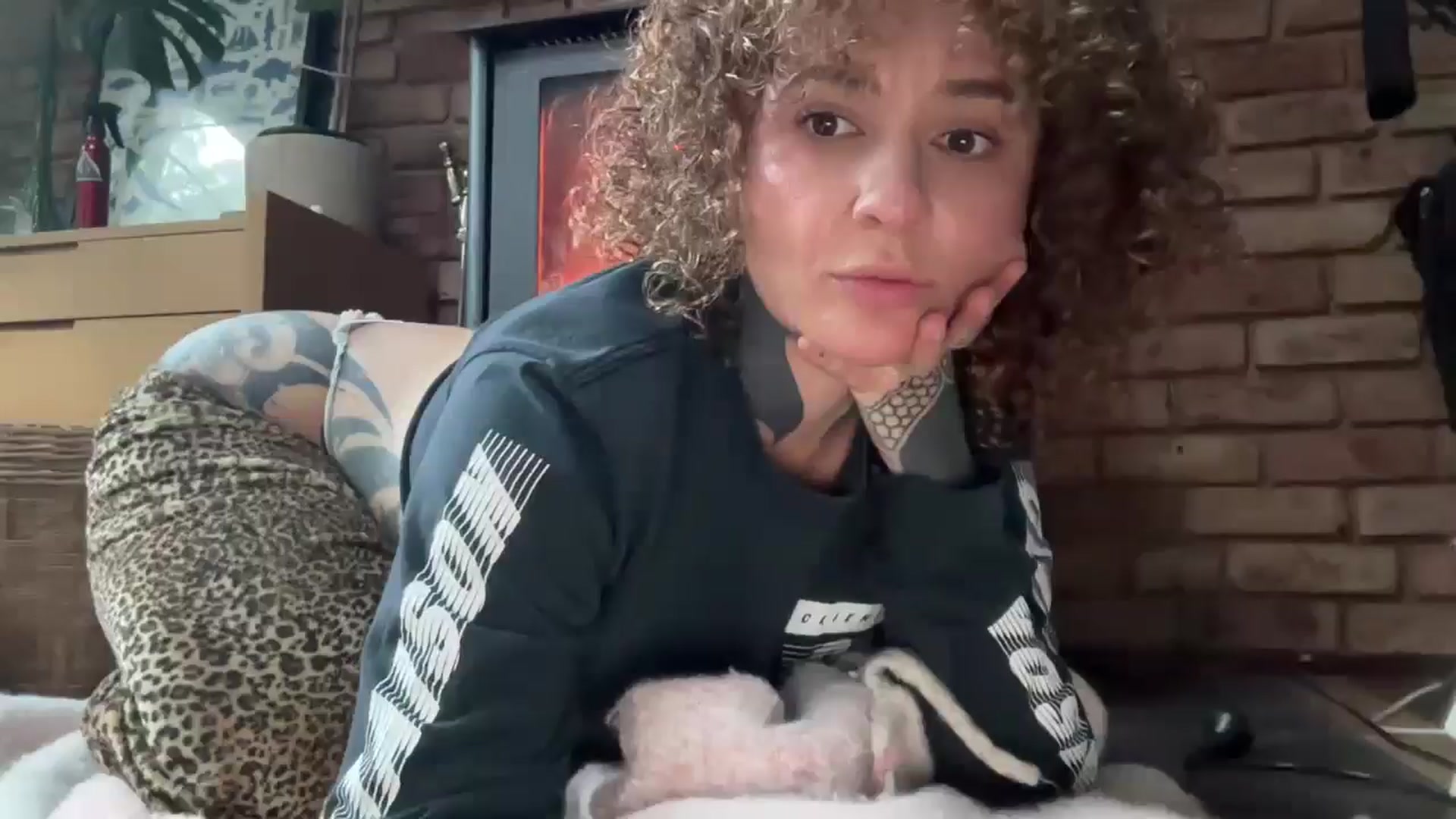 Gallery image thumbnail from Alt_Aussie's myfreecams stream on, 06/13/2025, 08:59 image 1 of 20