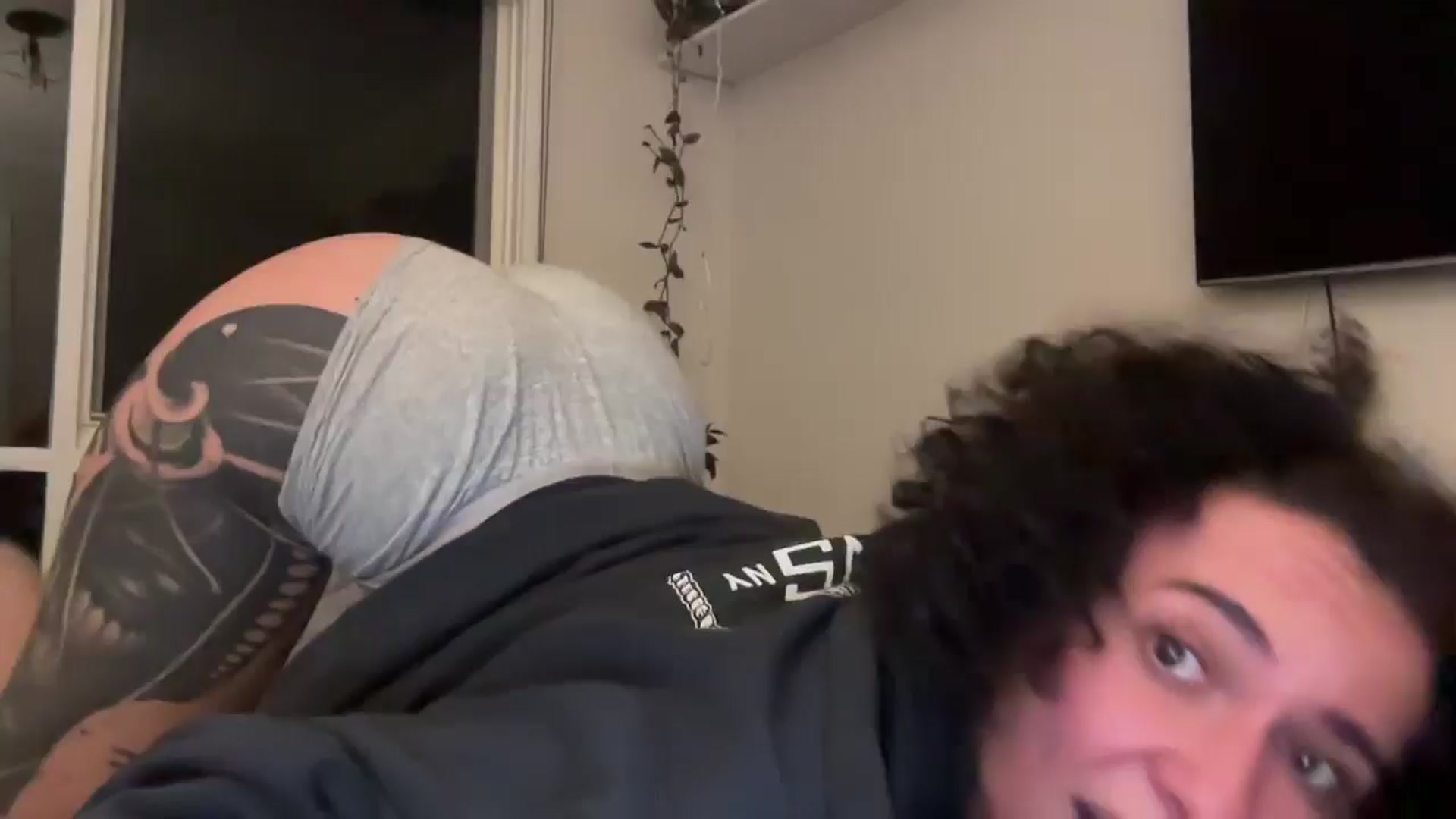 Gallery image thumbnail from Alt_Aussie's myfreecams stream on, 06/17/2025, 09:07 image 12 of 20