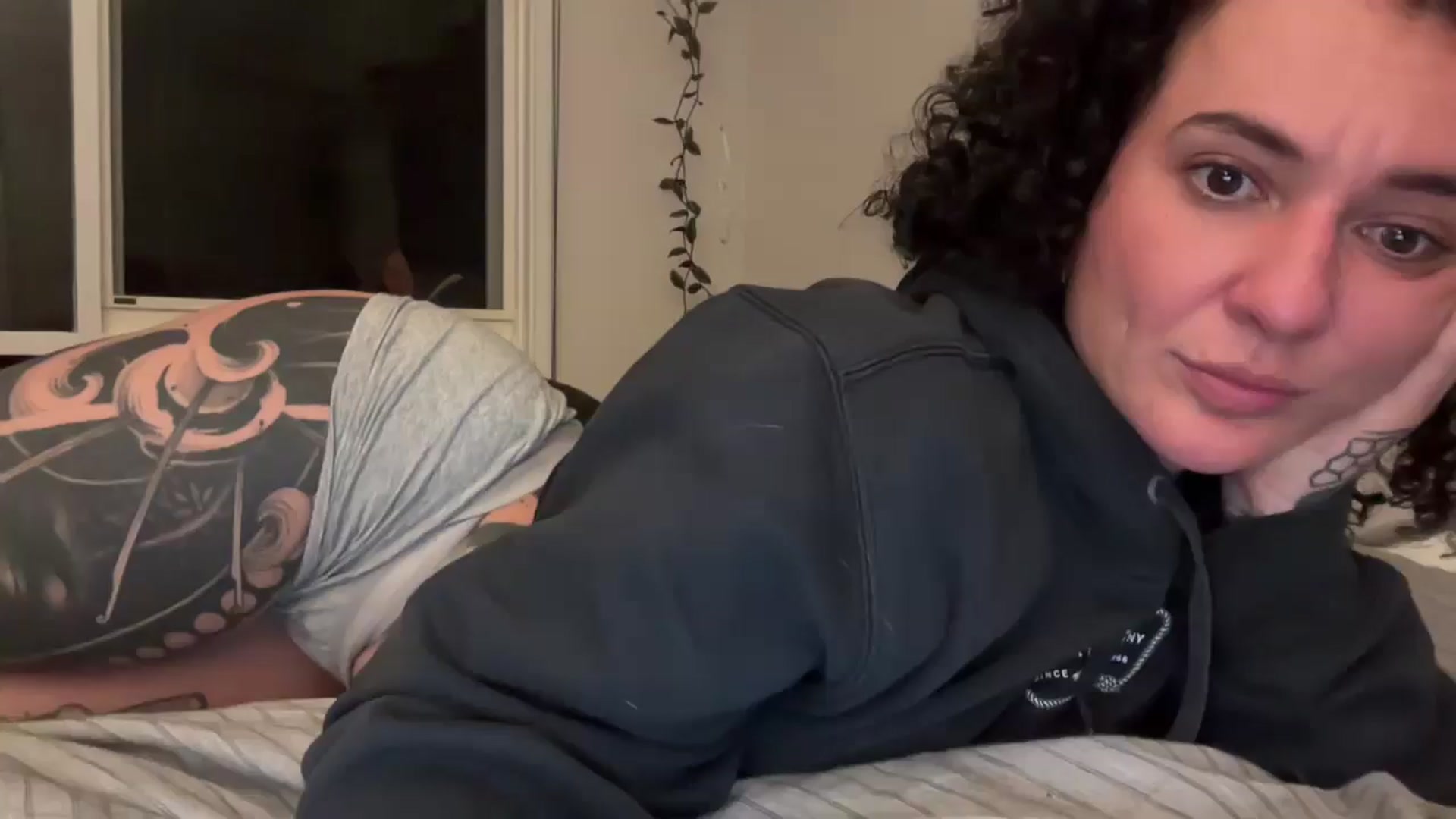 Gallery image thumbnail from Alt_Aussie's myfreecams stream on, 06/17/2025, 09:07 image 3 of 20