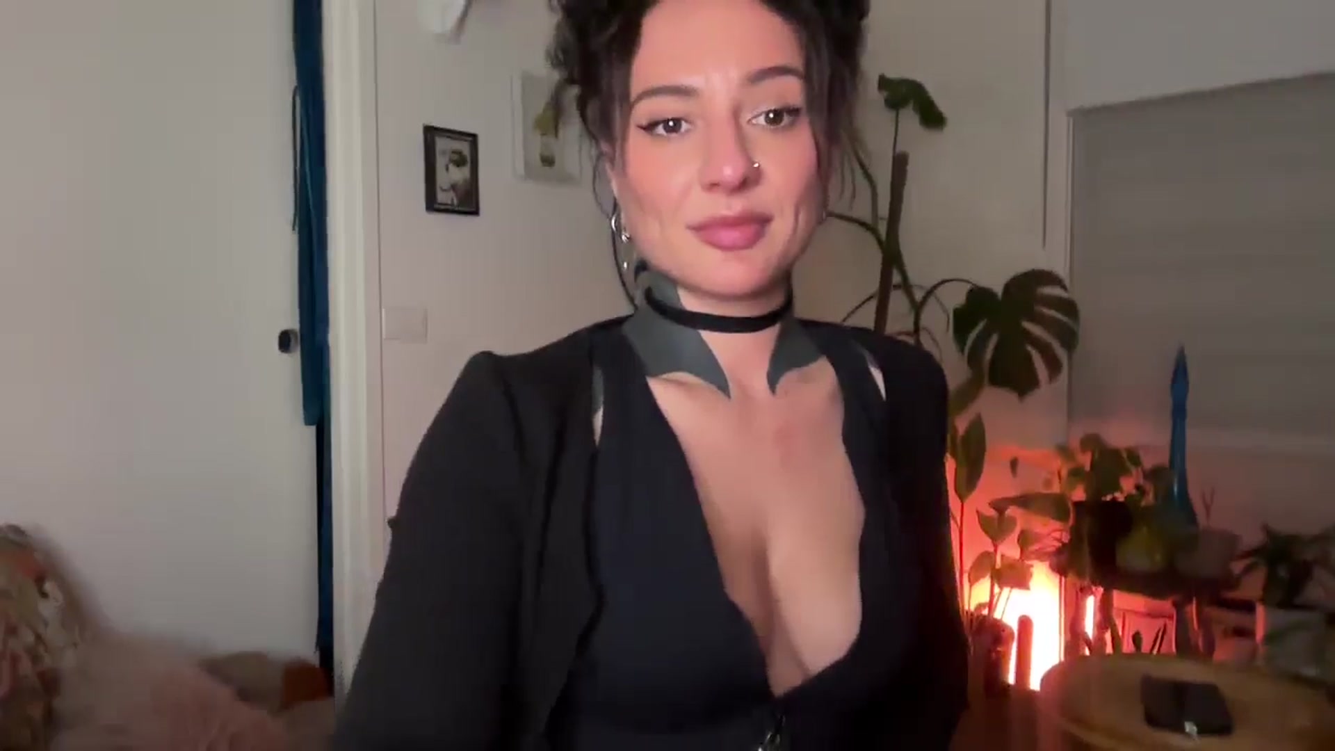 Gallery image thumbnail from Alt_Aussie's myfreecams stream on, 06/20/2025, 08:59 image 13 of 20