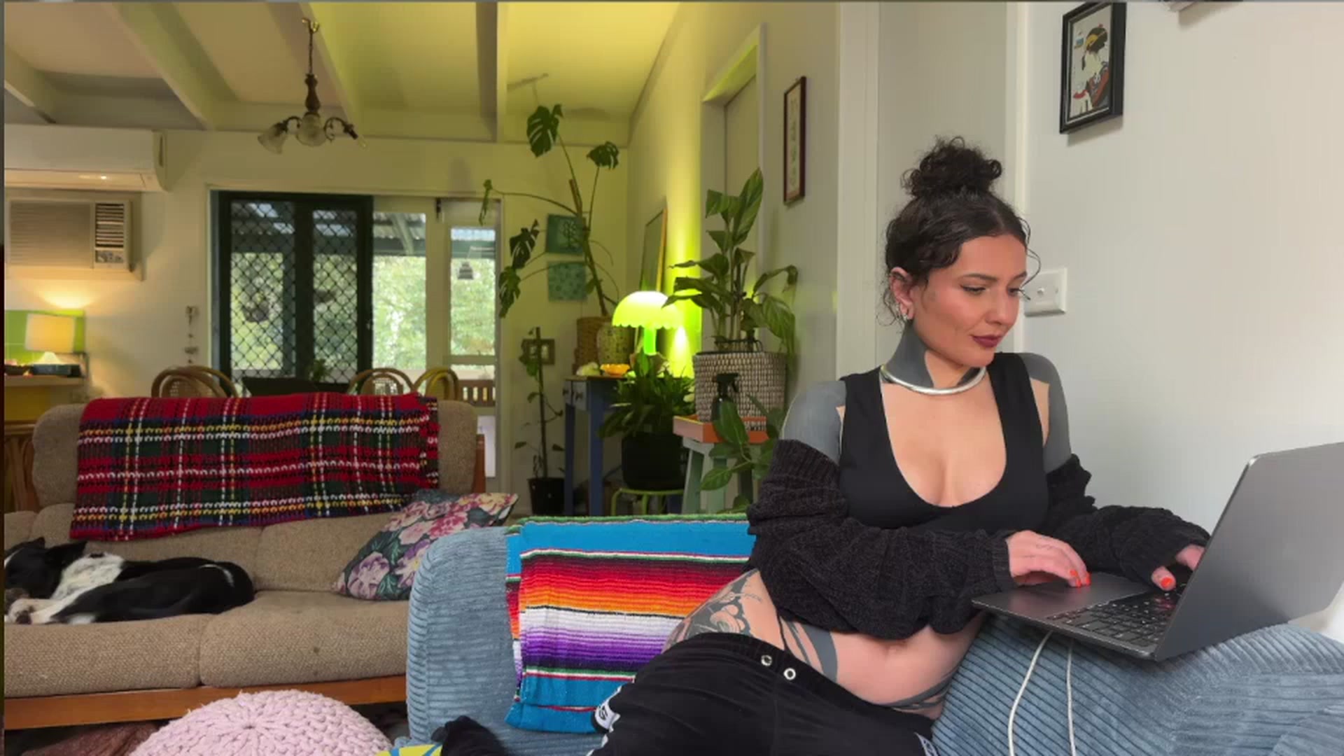 Gallery image thumbnail from Alt_Aussie's myfreecams stream on, 08/13/2025, 05:56 image 10 of 20