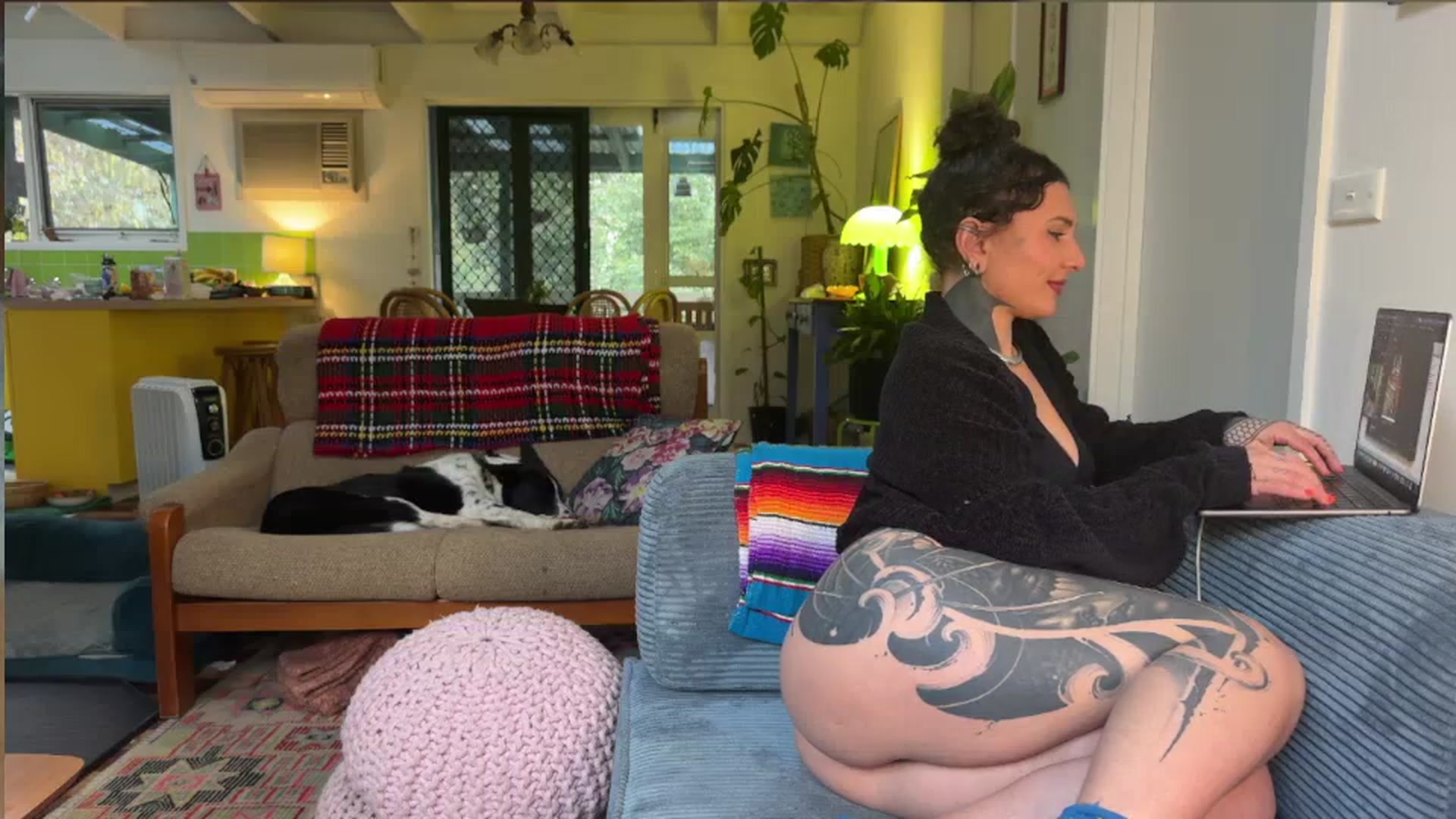 Gallery image thumbnail from Alt_Aussie's myfreecams stream on, 08/13/2025, 07:37 image 3 of 20