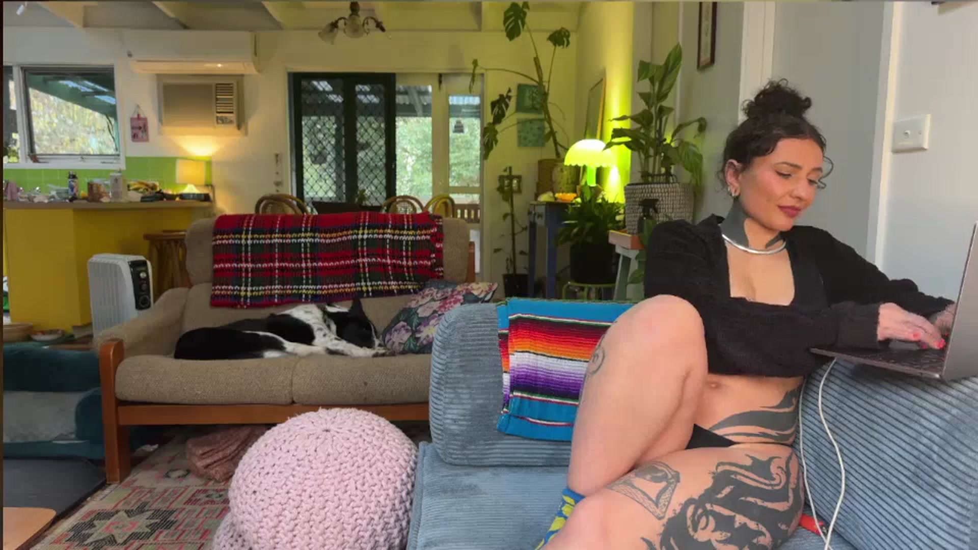 Gallery image thumbnail from Alt_Aussie's myfreecams stream on, 08/13/2025, 07:37 image 2 of 20