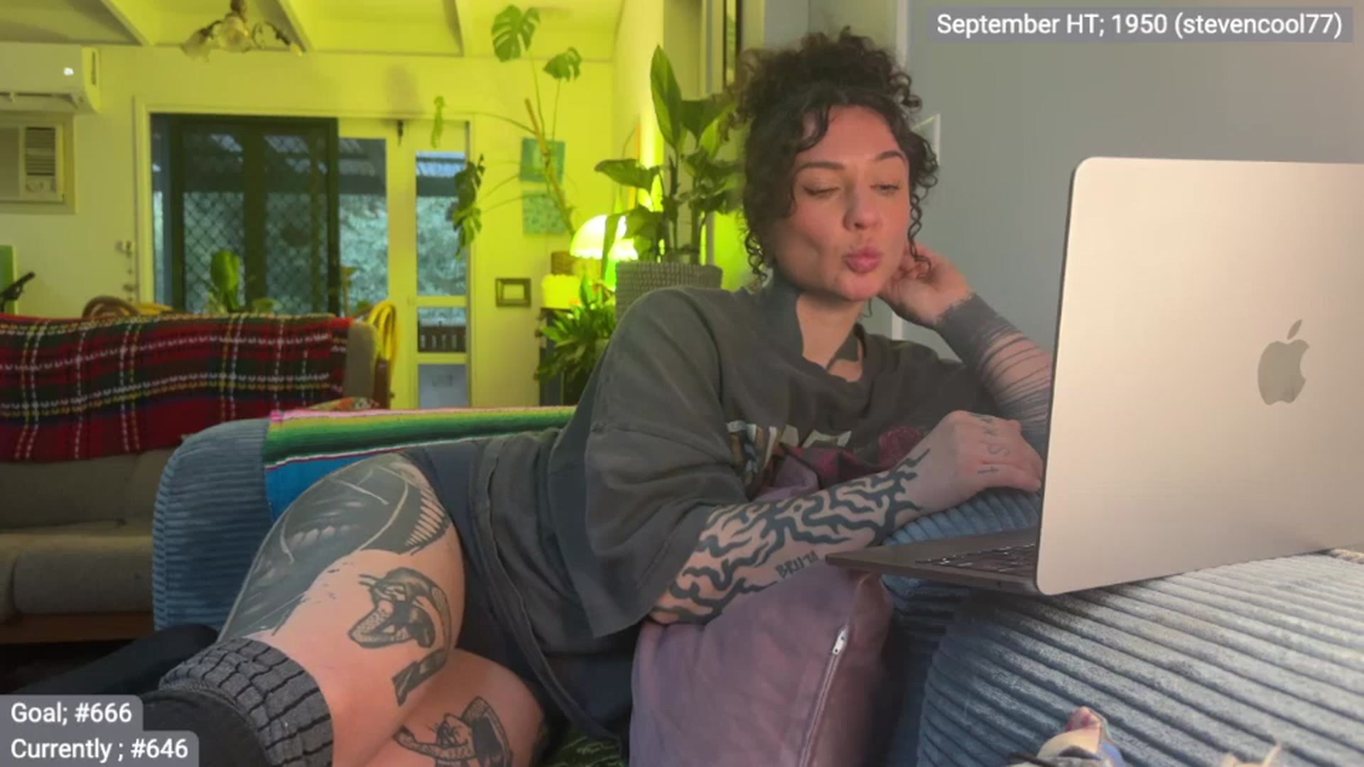 Gallery image thumbnail from Alt_Aussie's myfreecams stream on, 09/16/2025, 08:08 image 15 of 20