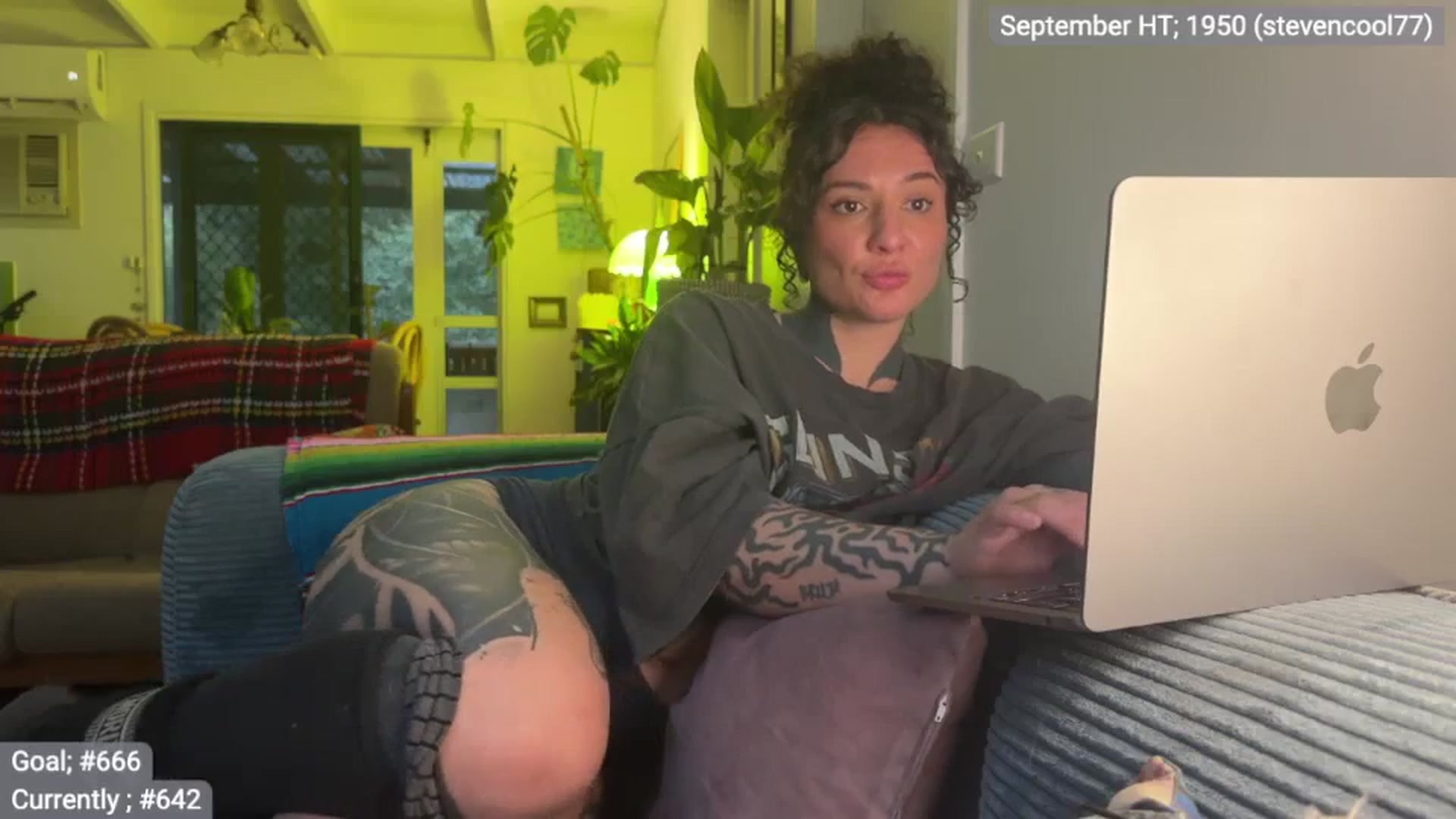 Gallery image thumbnail from Alt_Aussie's myfreecams stream on, 09/16/2025, 08:08 image 19 of 20