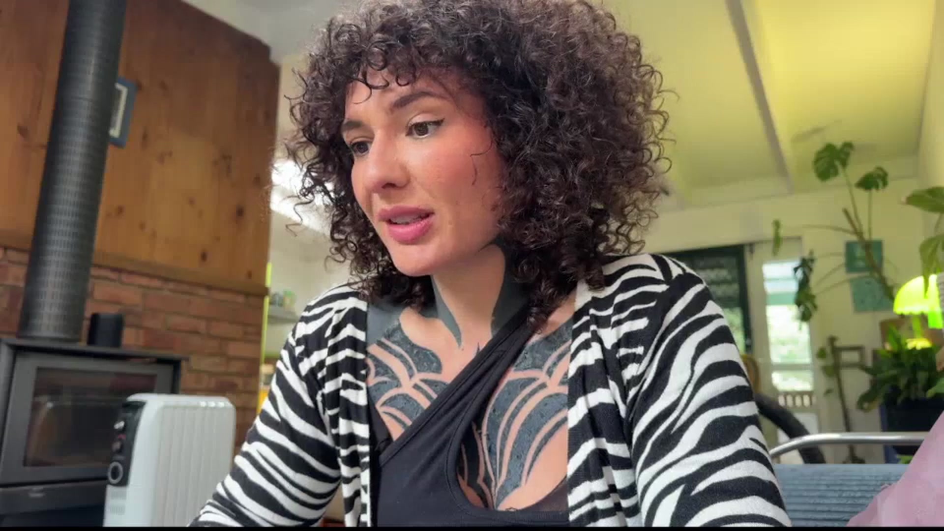 Gallery image thumbnail from Alt_Aussie's myfreecams stream on, 09/22/2025, 05:20 image 12 of 20