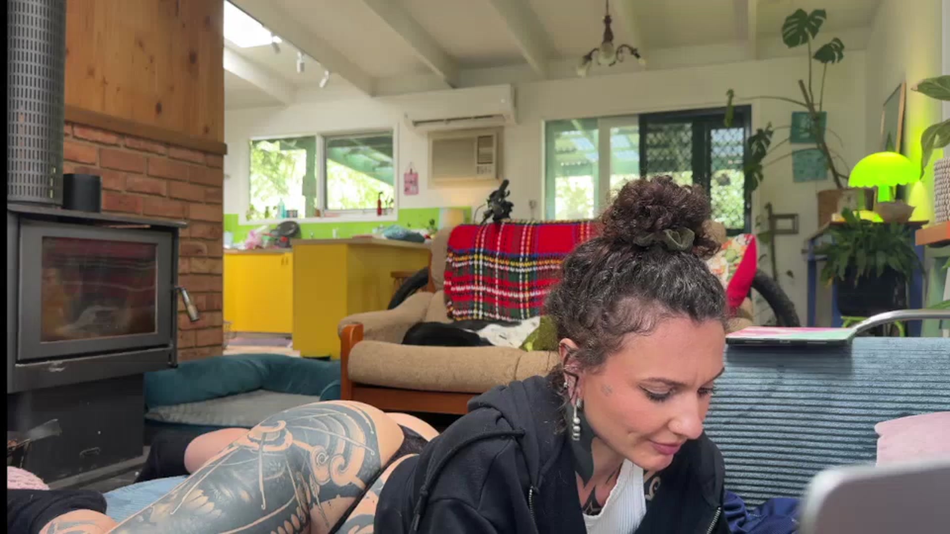 Gallery image thumbnail from Alt_Aussie's myfreecams stream on, 10/01/2025, 05:22 image 12 of 20