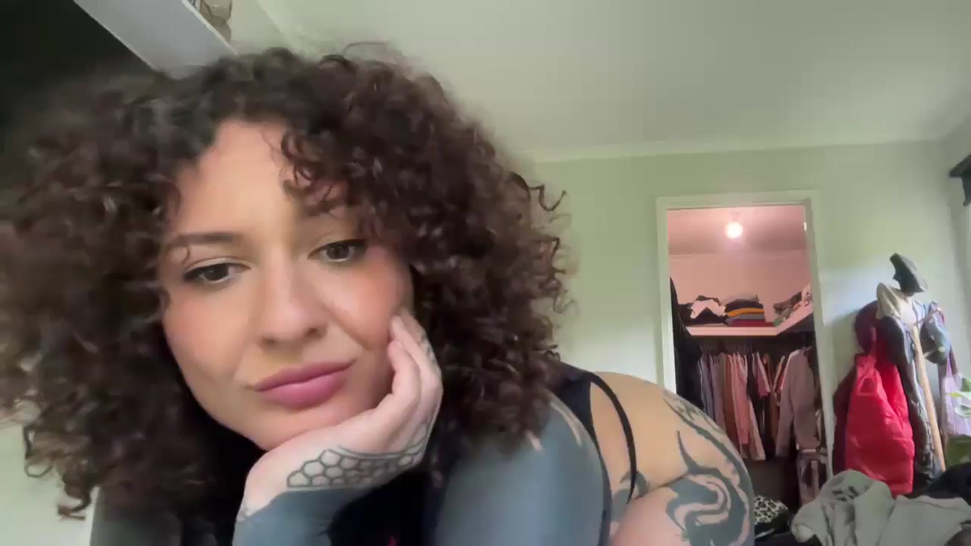 Gallery image thumbnail from Alt_Aussie's myfreecams stream on, 11/20/2025, 07:09 image 1 of 20