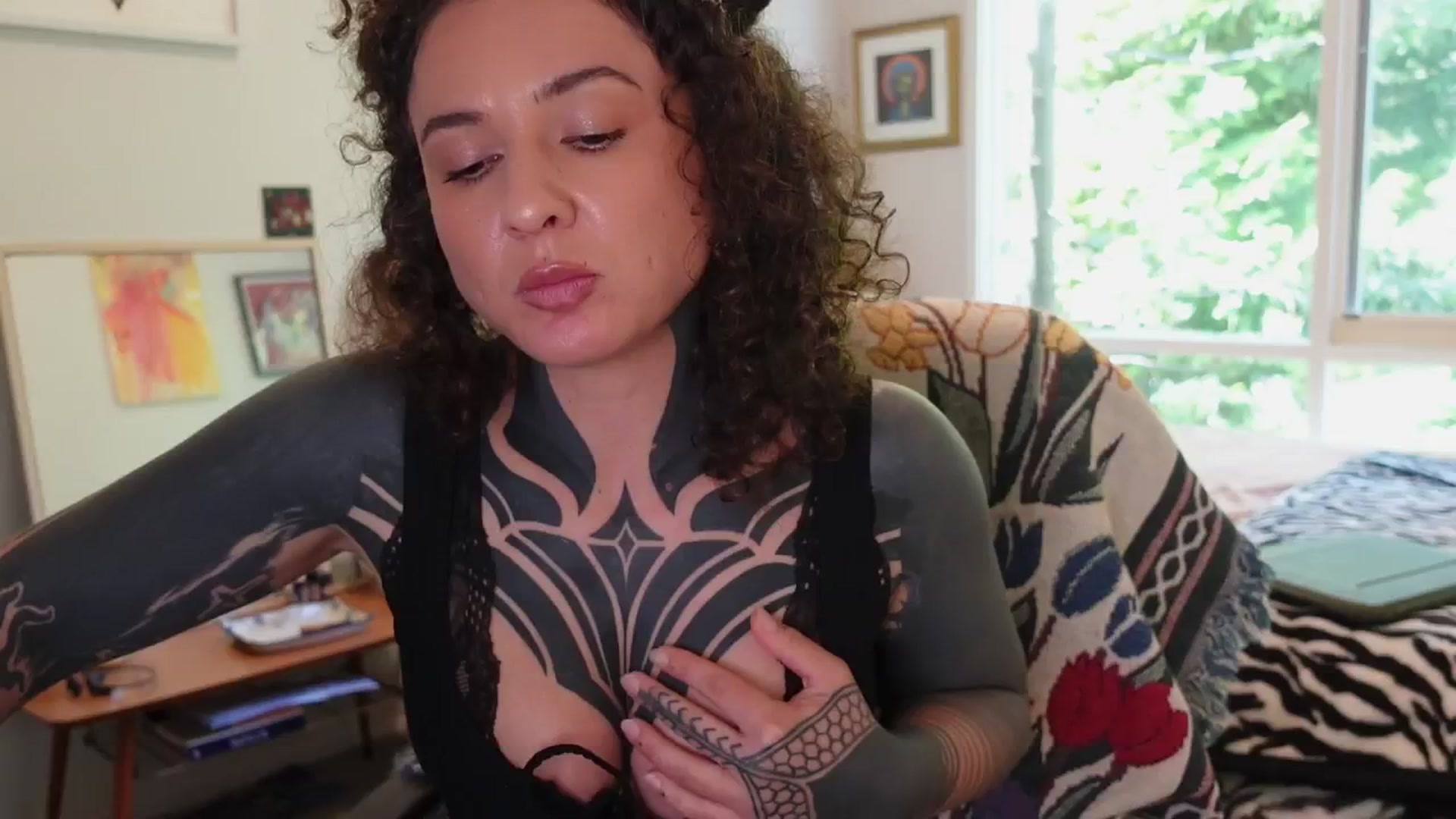 Gallery image thumbnail from Alt_Aussie's myfreecams stream on, 12/17/2025, 03:16 image 16 of 20