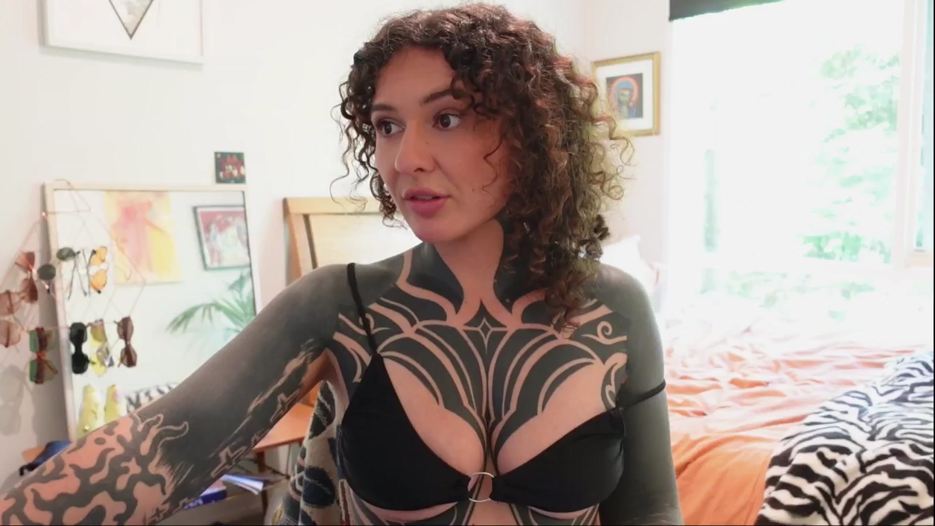 Gallery image thumbnail from Alt_Aussie's myfreecams stream on, 12/18/2025, 06:04 image 9 of 20