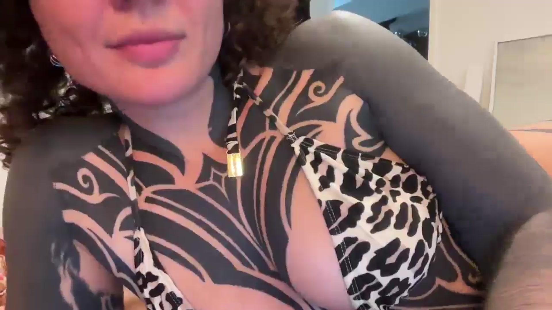 Gallery image thumbnail from Alt_Aussie's myfreecams stream on, 12/19/2025, 06:34 image 7 of 20
