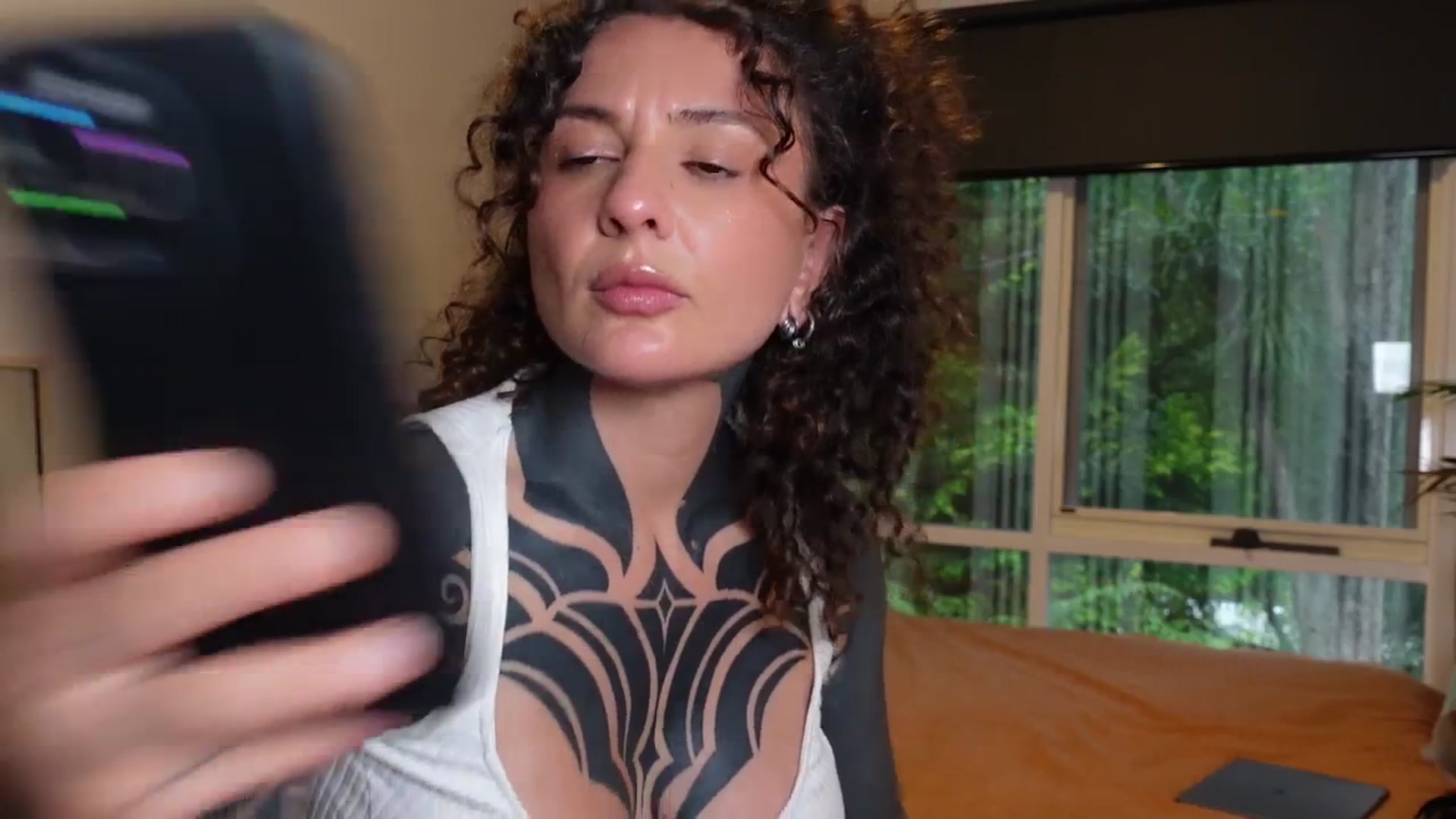 Gallery image thumbnail from Alt_Aussie's myfreecams stream on, 02/04/2026, 06:46 image 11 of 20