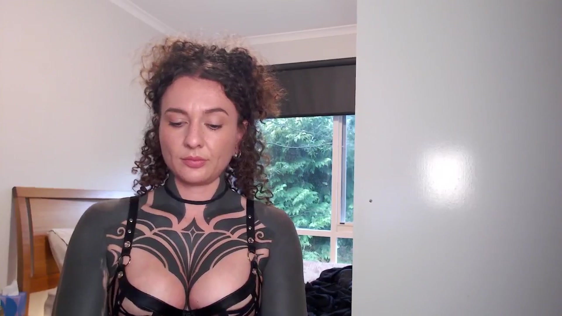 Gallery image thumbnail from Alt_Aussie's myfreecams stream on, 02/24/2026, 05:15 image 16 of 20